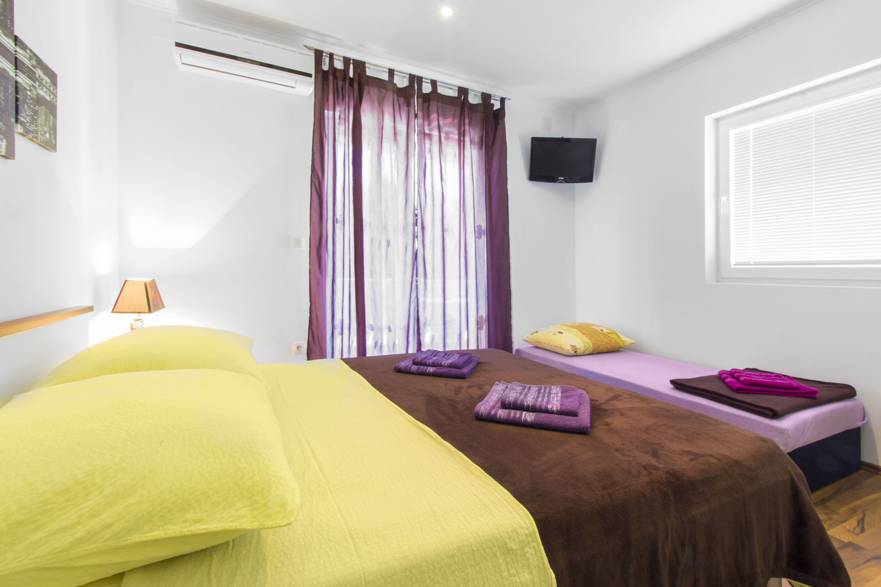 Apartments Mariva 82811-A1