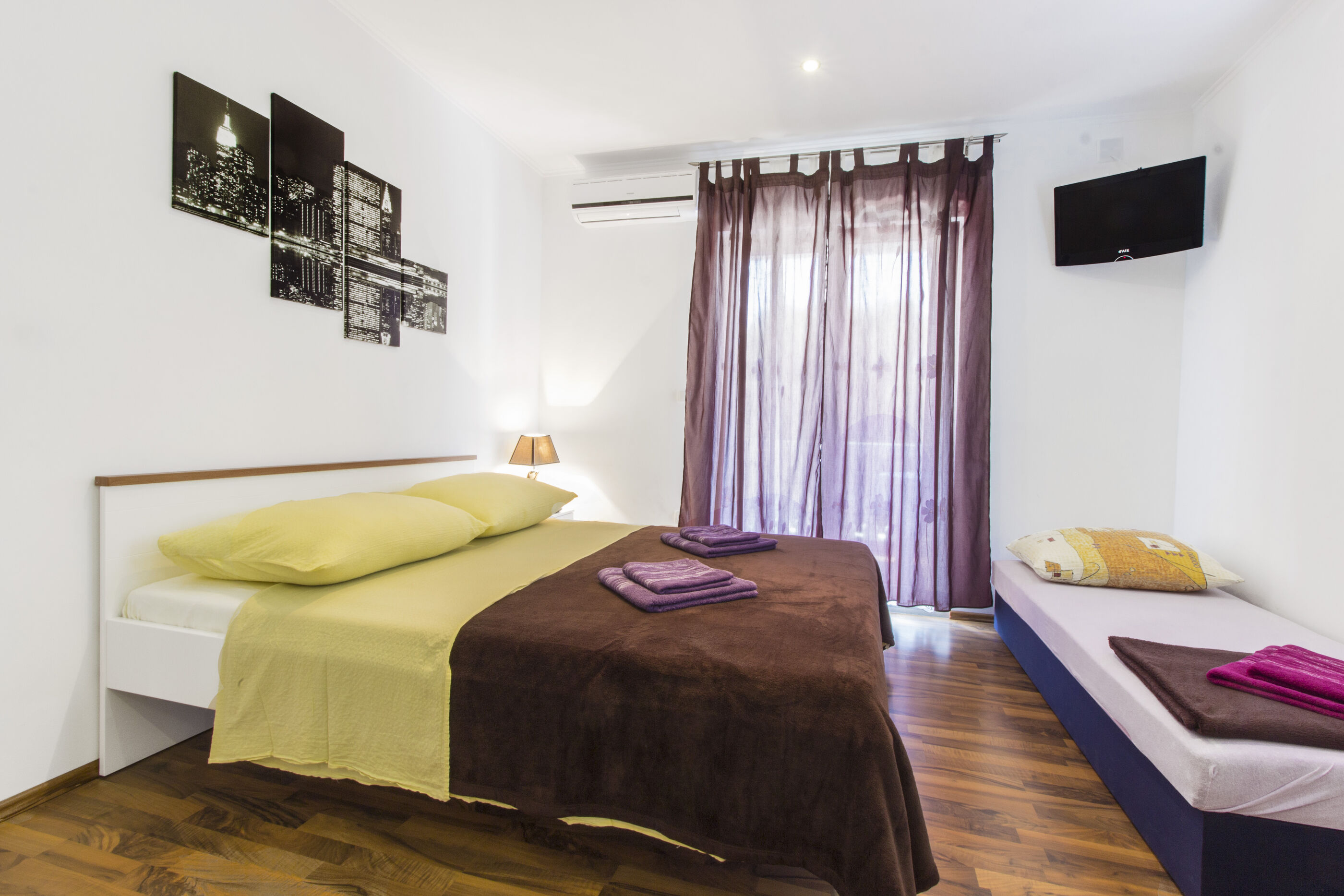 Apartments Mariva 82811-A1