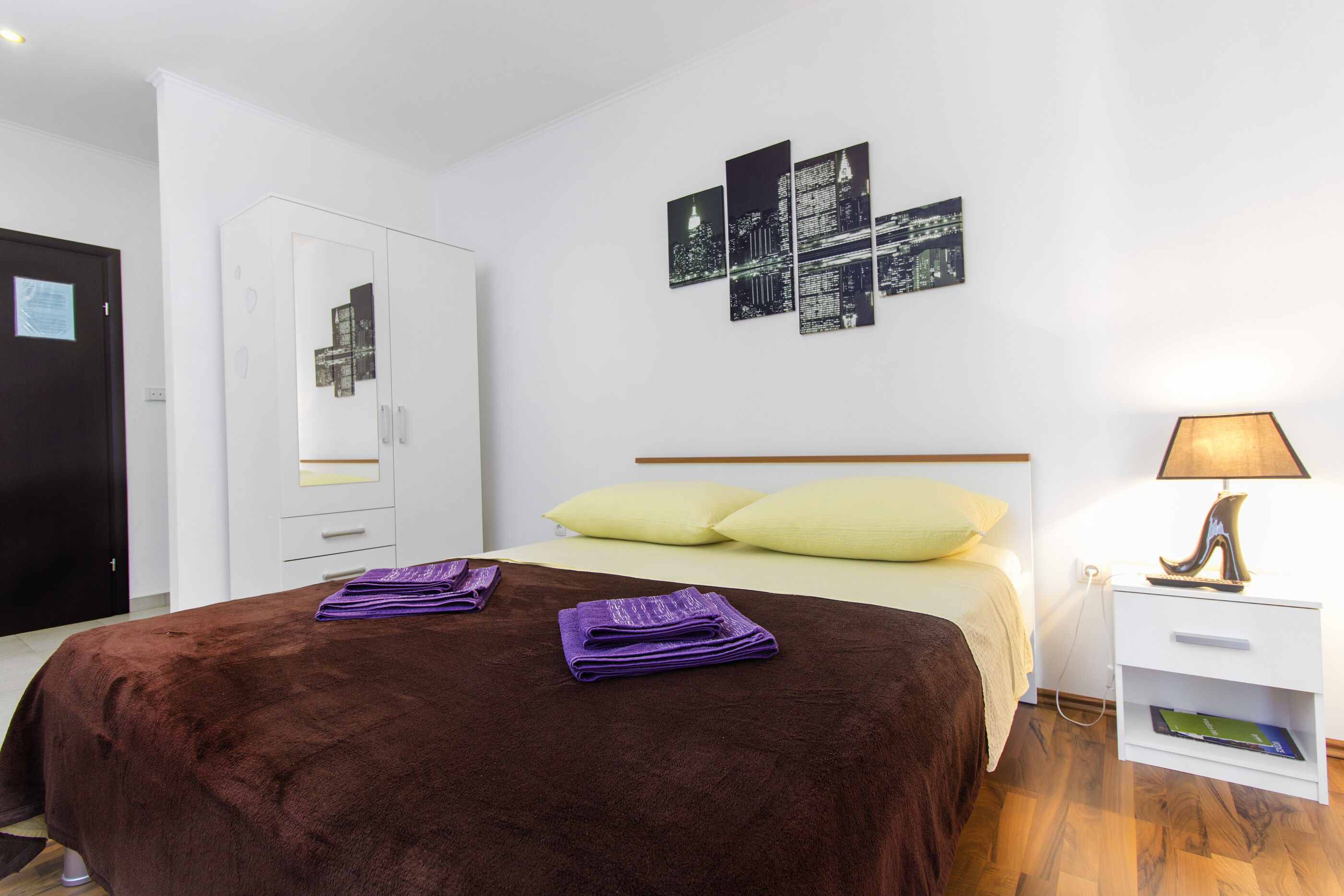 Apartments Mariva 82811-A1