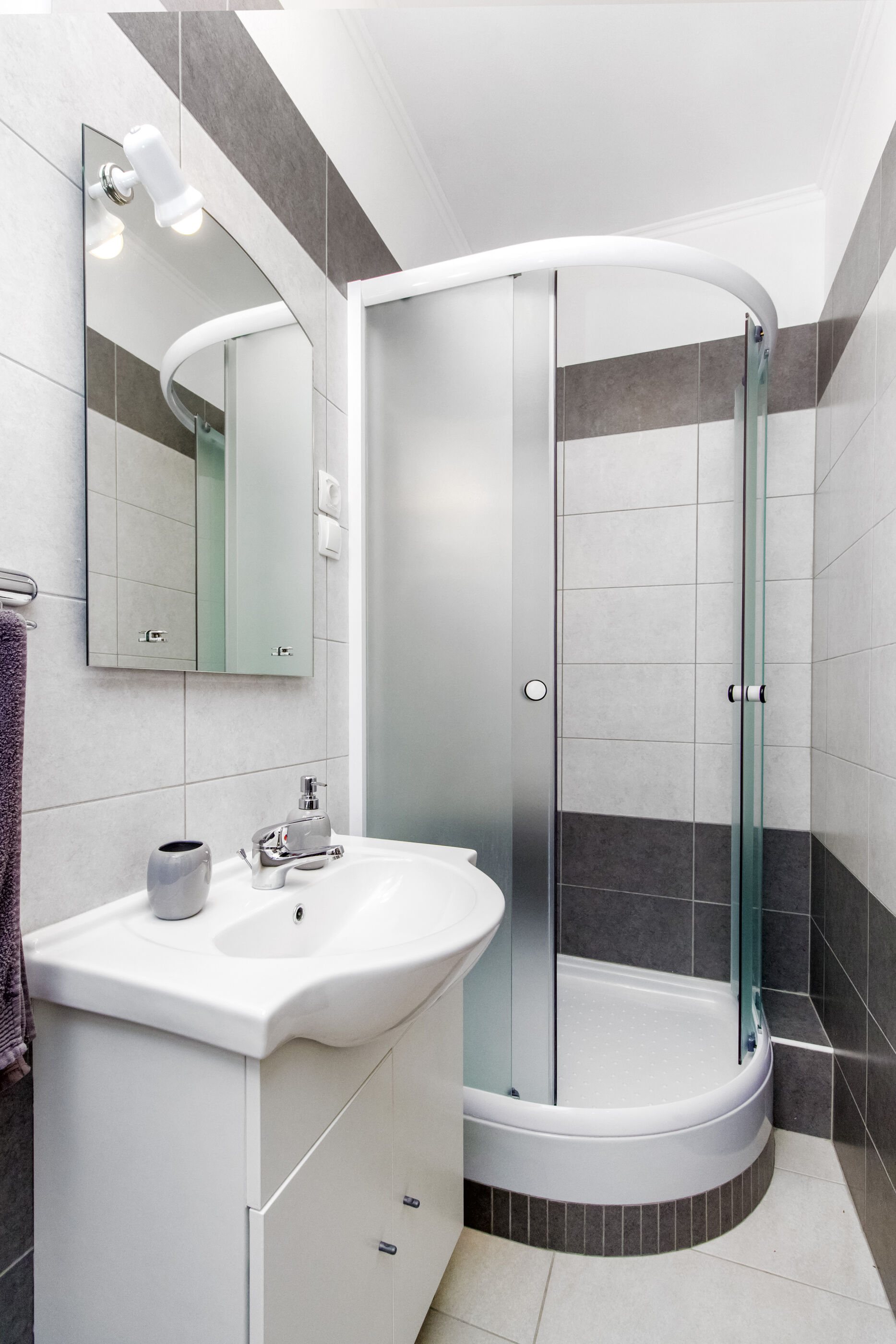 Apartments Mariva 82811-A1