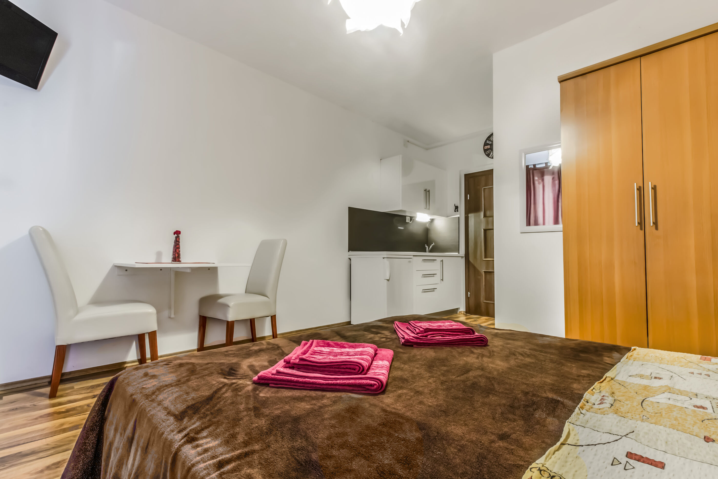 Apartments Mariva 82811-A2