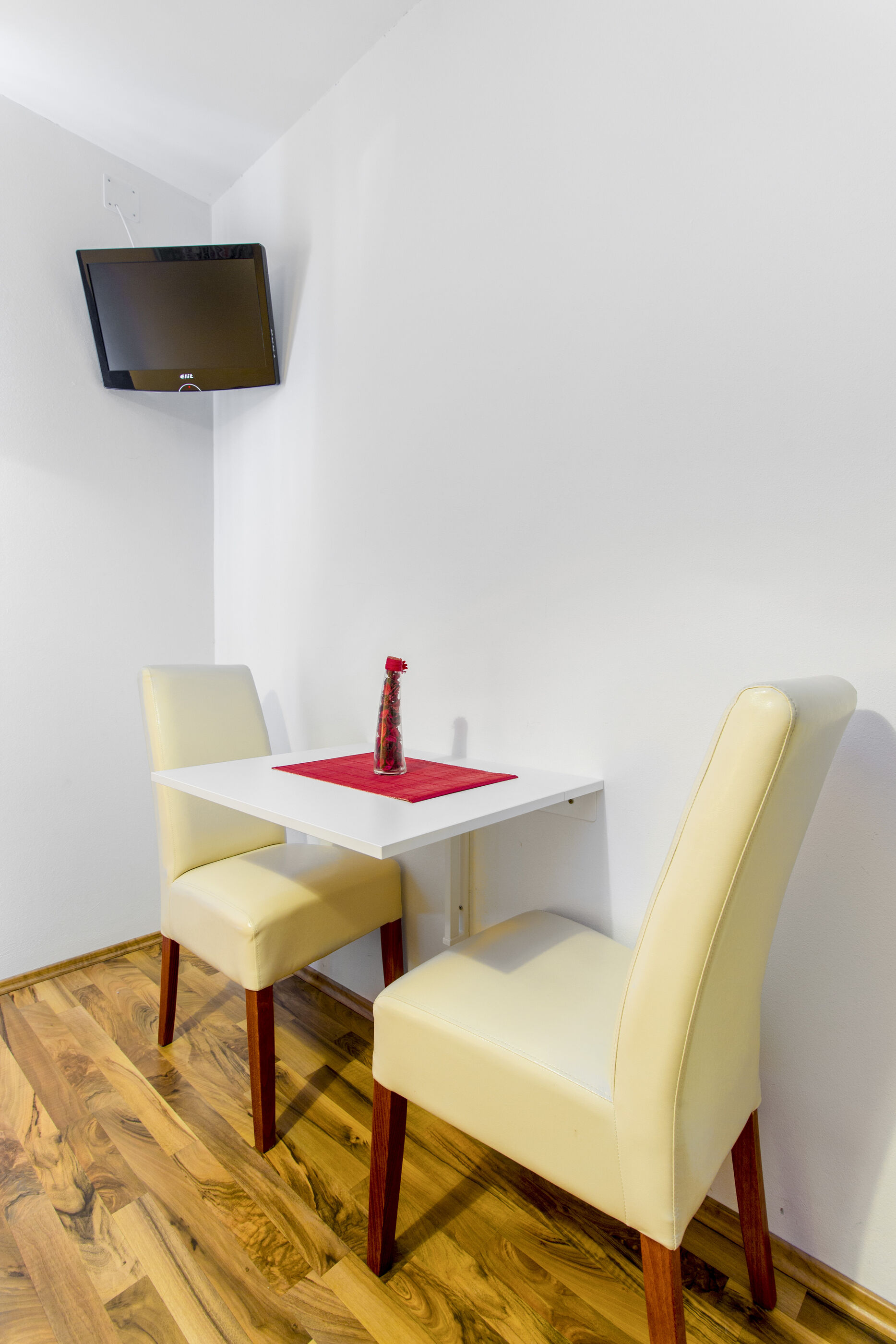 Apartments Mariva 82811-A2