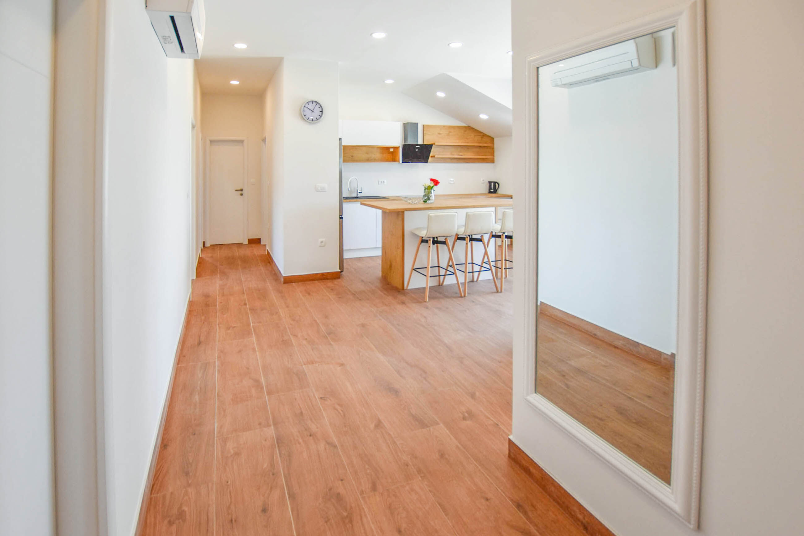 Apartment L and S on The Beach 81831-A1