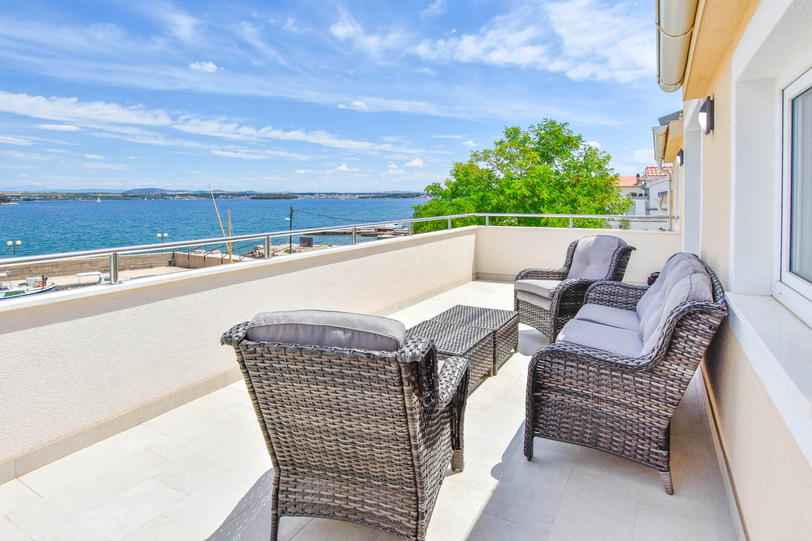 Apartment L and S on The Beach 81831-A1