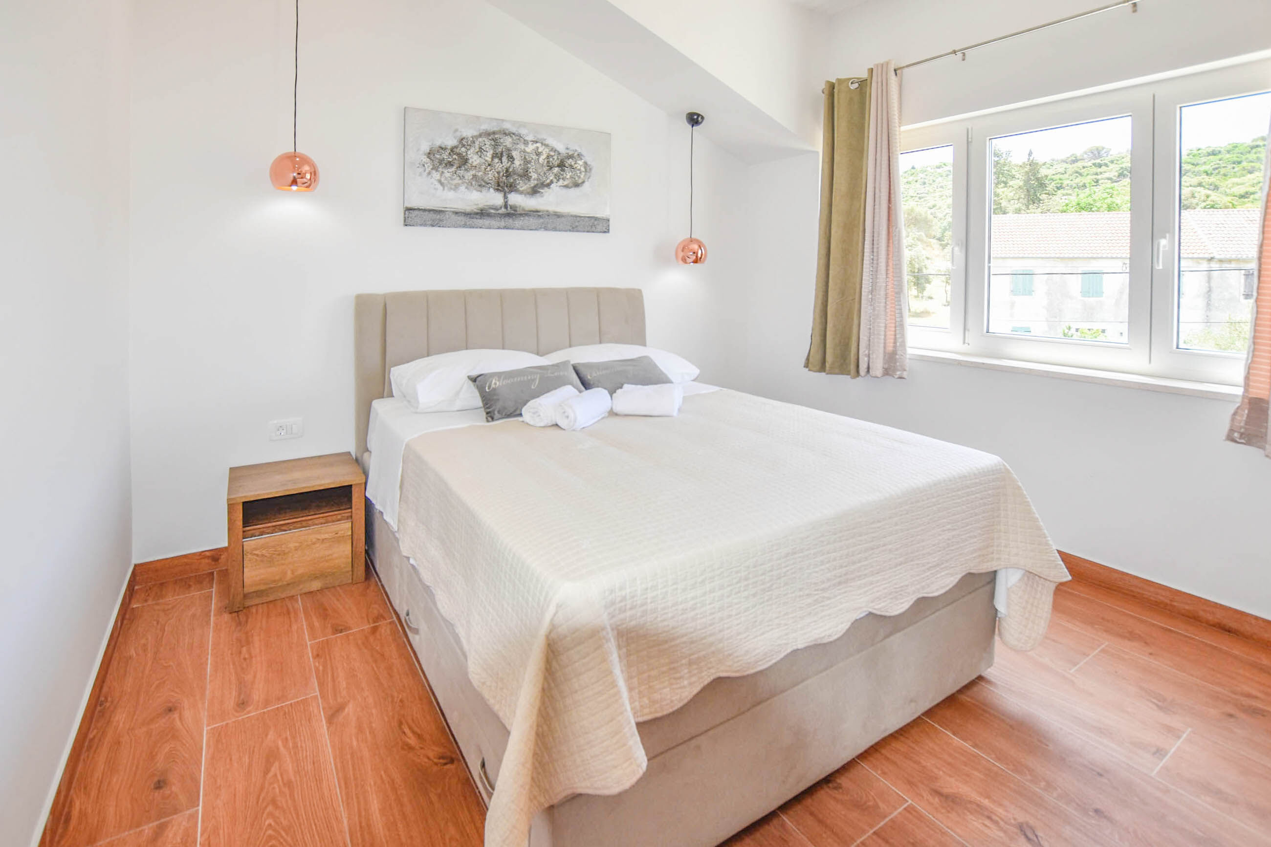 Apartment L and S on The Beach 81831-A1