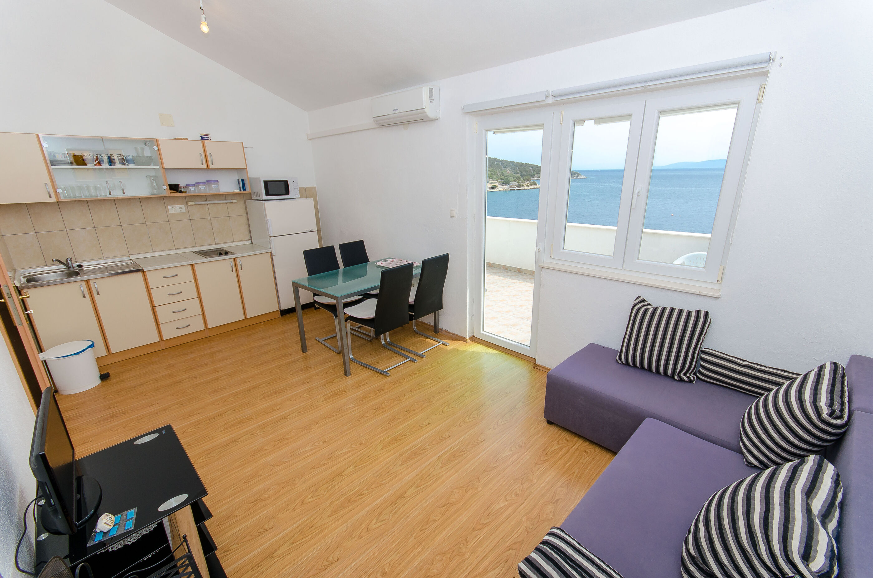 Apartments Ana 43561-A2