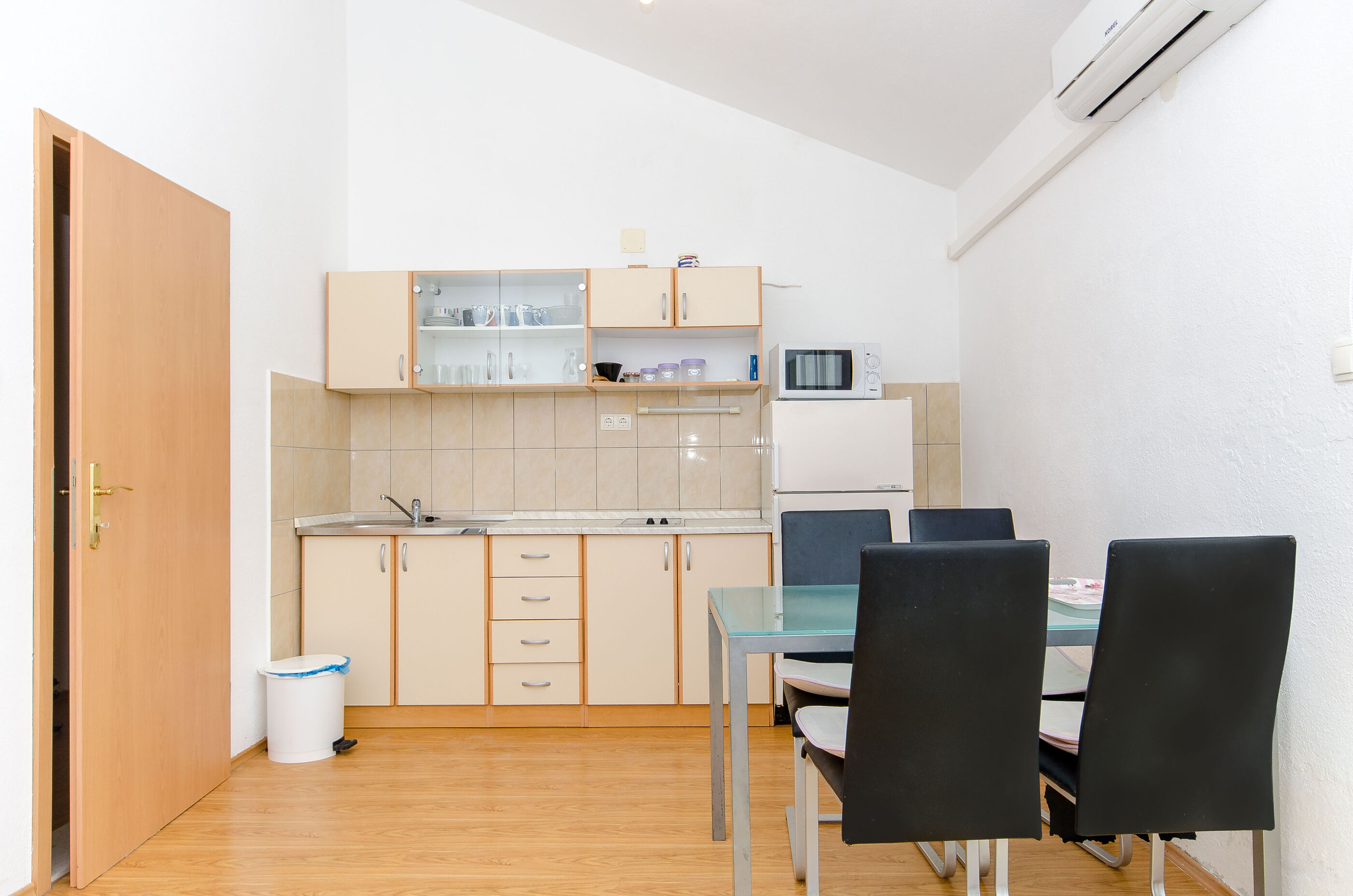 Apartments Ana 43561-A2
