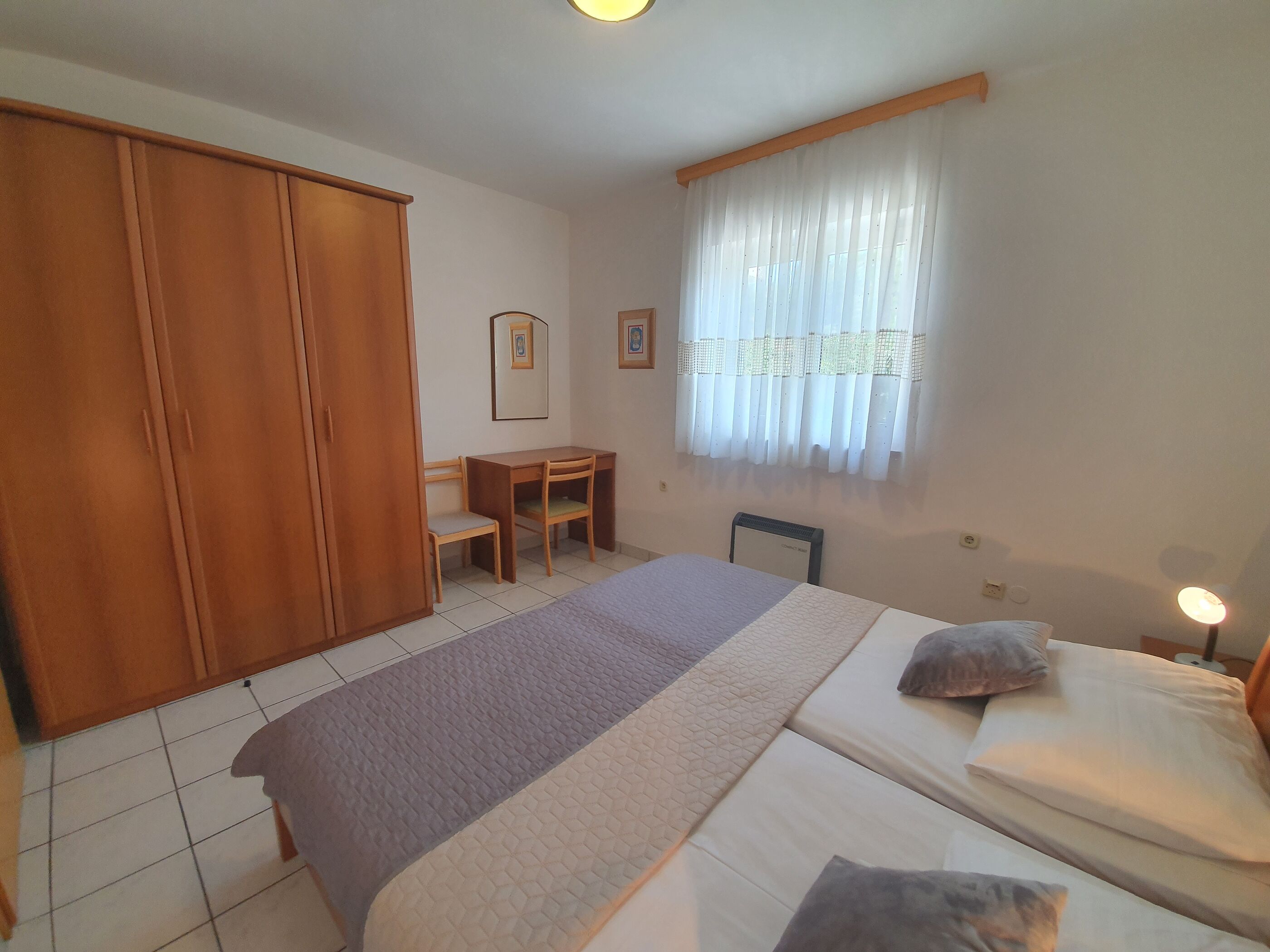 Apartments Villa Anne 81411-A1