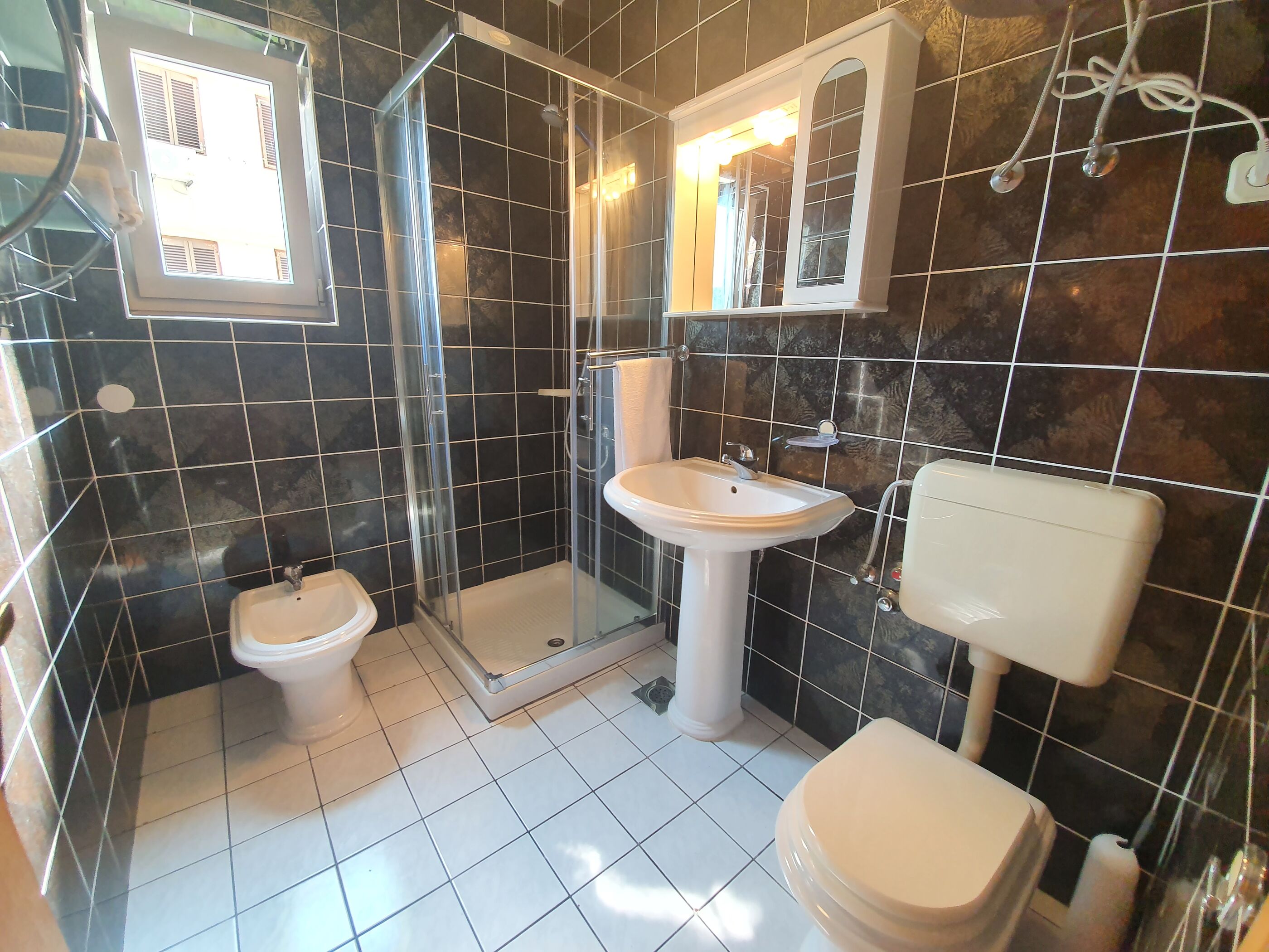 Apartments Villa Anne 81411-A1