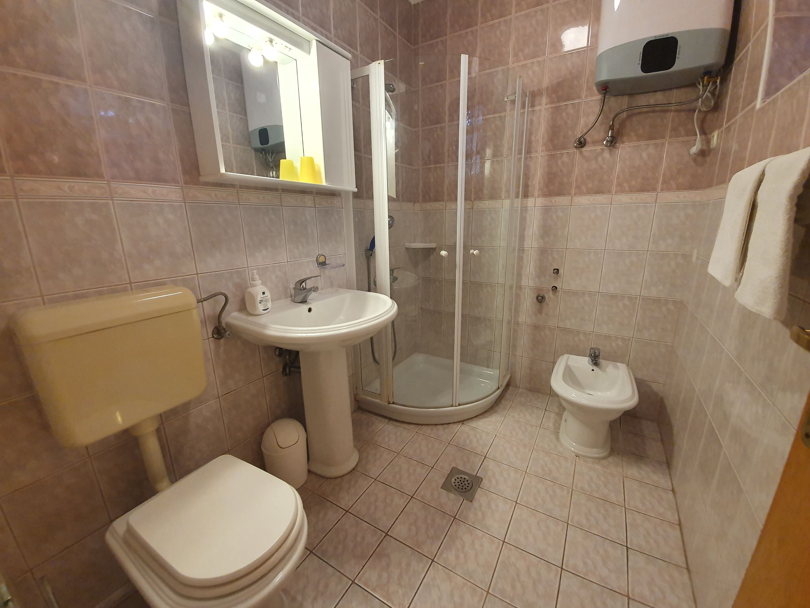 Apartments Villa Anne 81411-A2