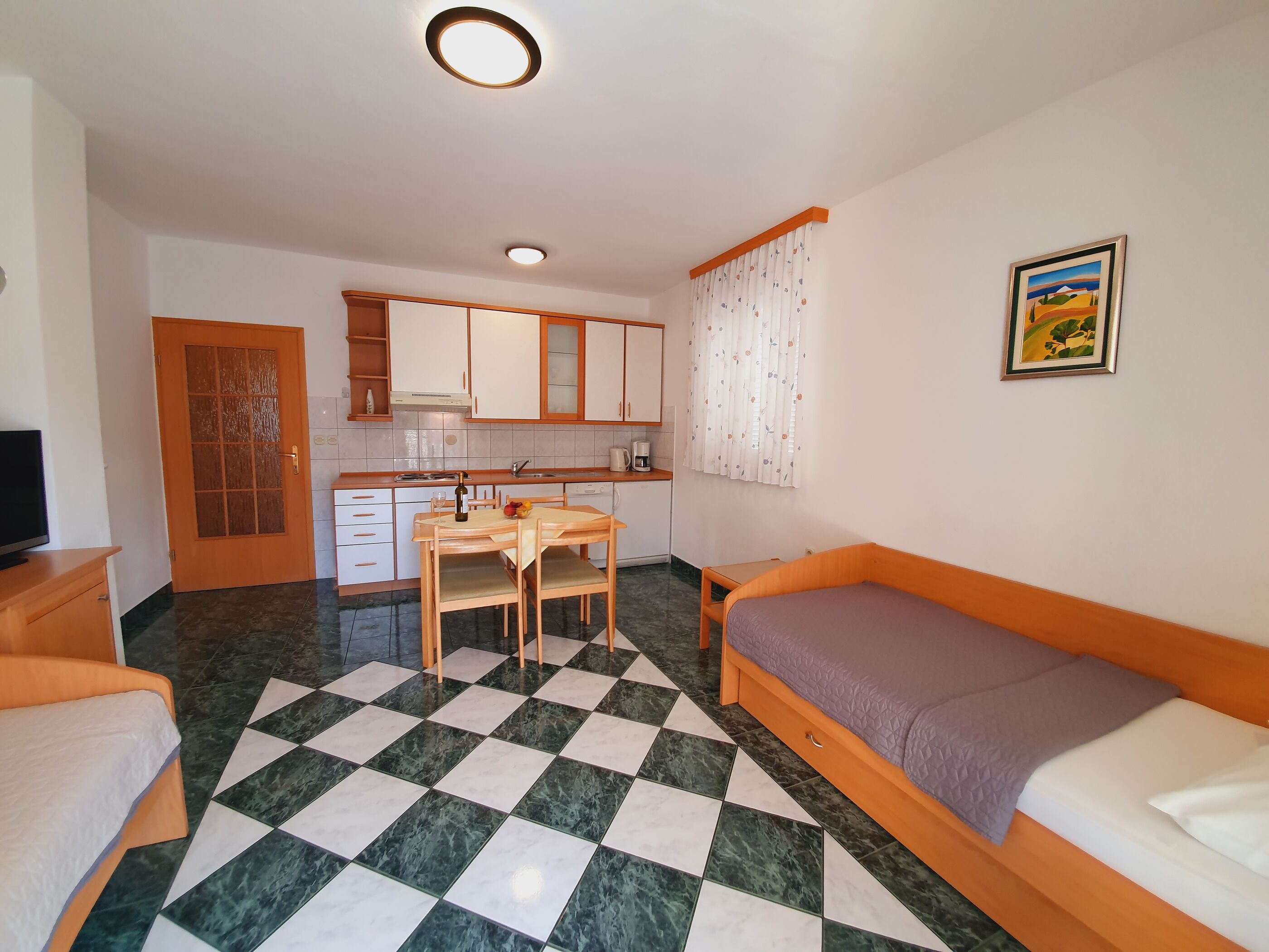 Apartments Villa Anne 81411-A4