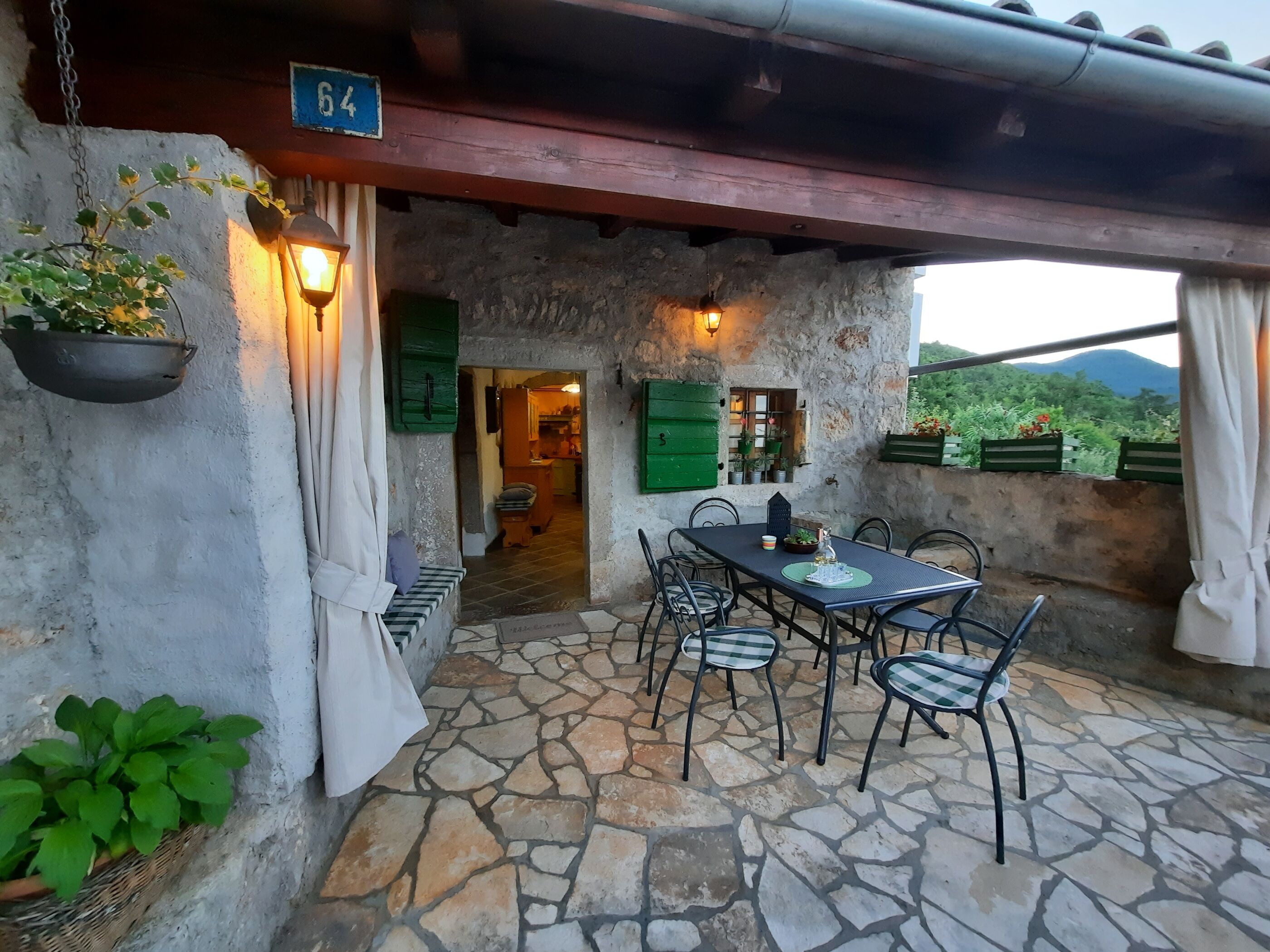 Photo of House Mikleus