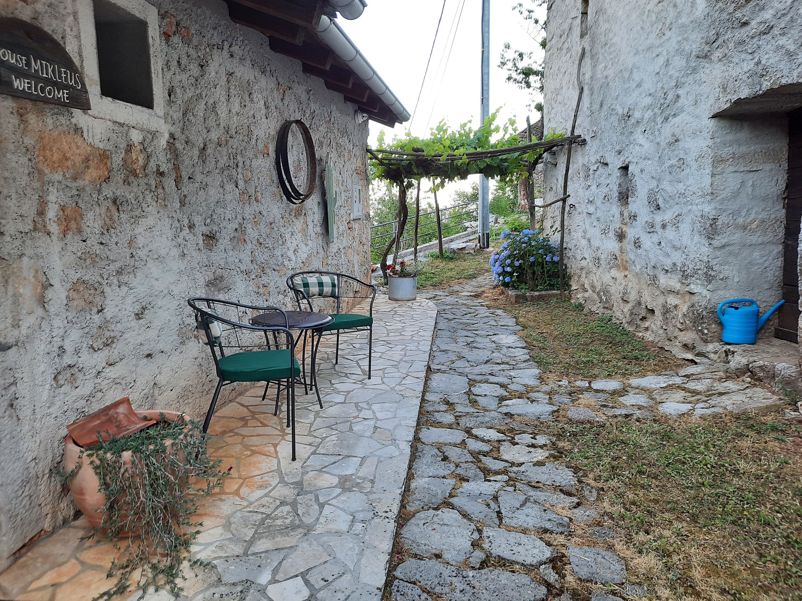 Photo of House Mikleus