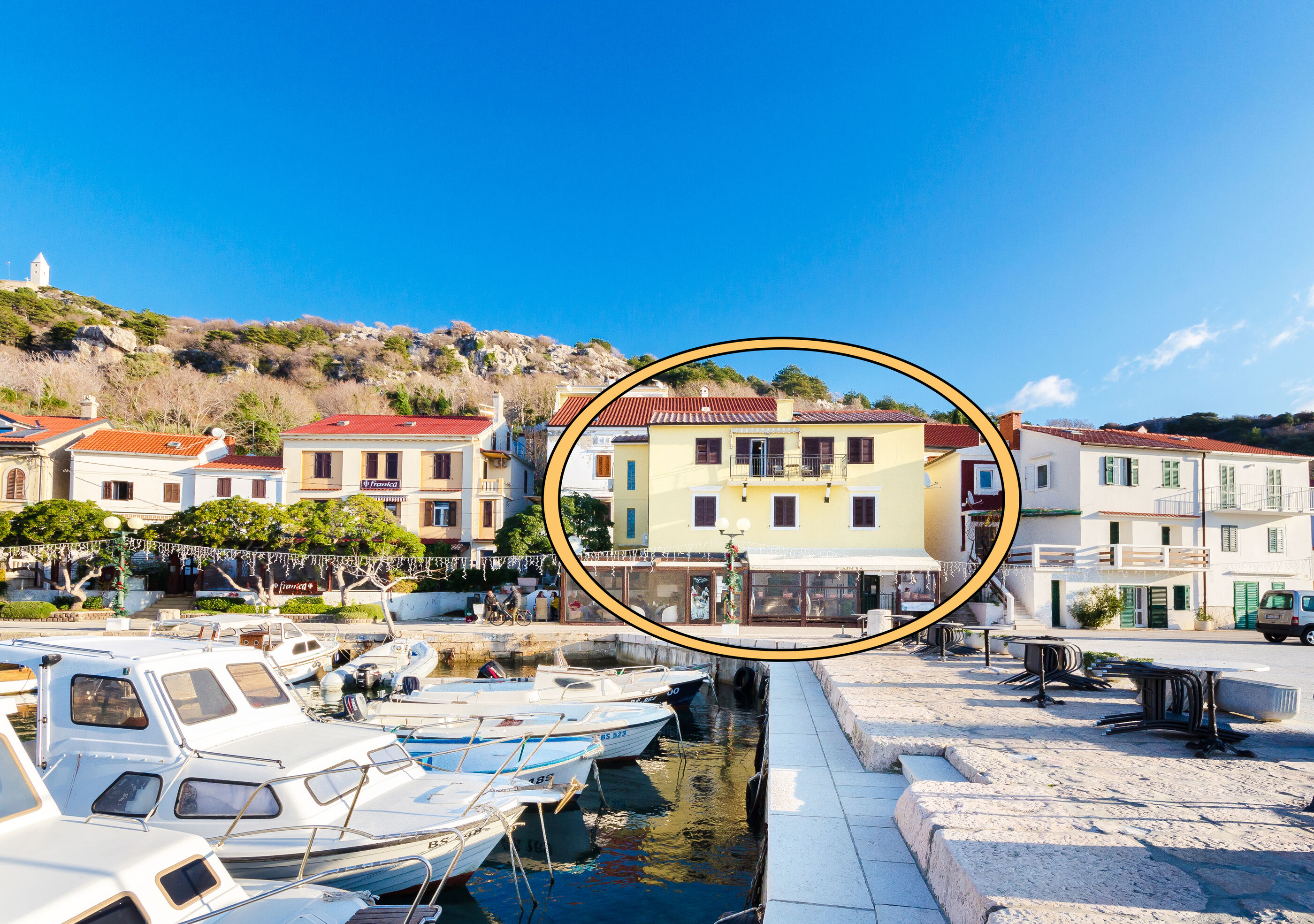 Apartment Jasna   By the sea 79681-A1