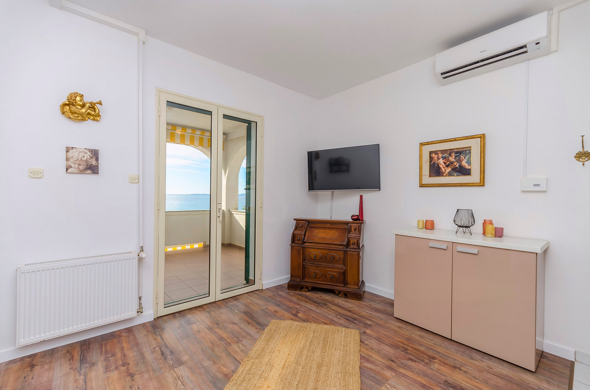 Apartments Daniela Della 58081-A1