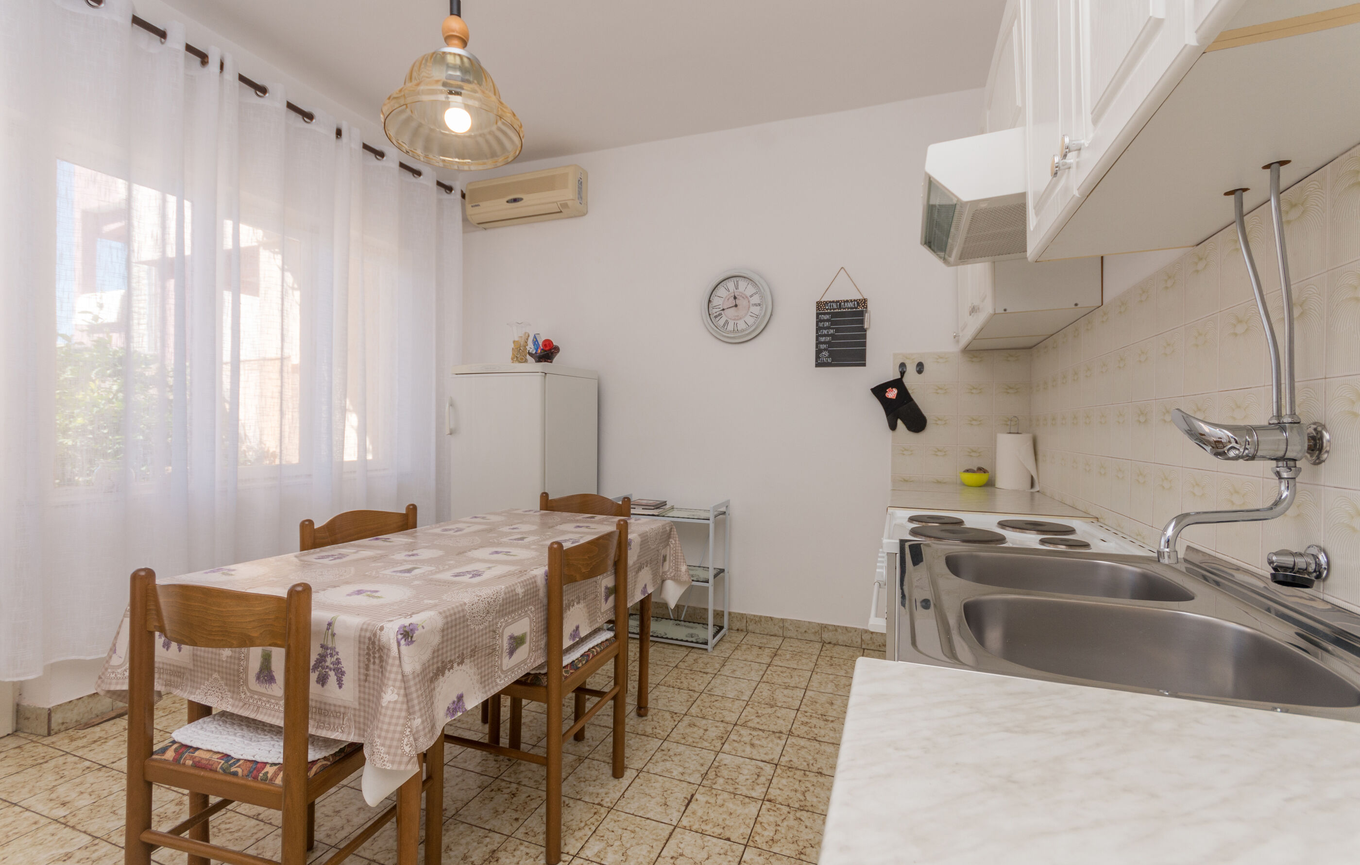 Apartments Mactra 14664-A1