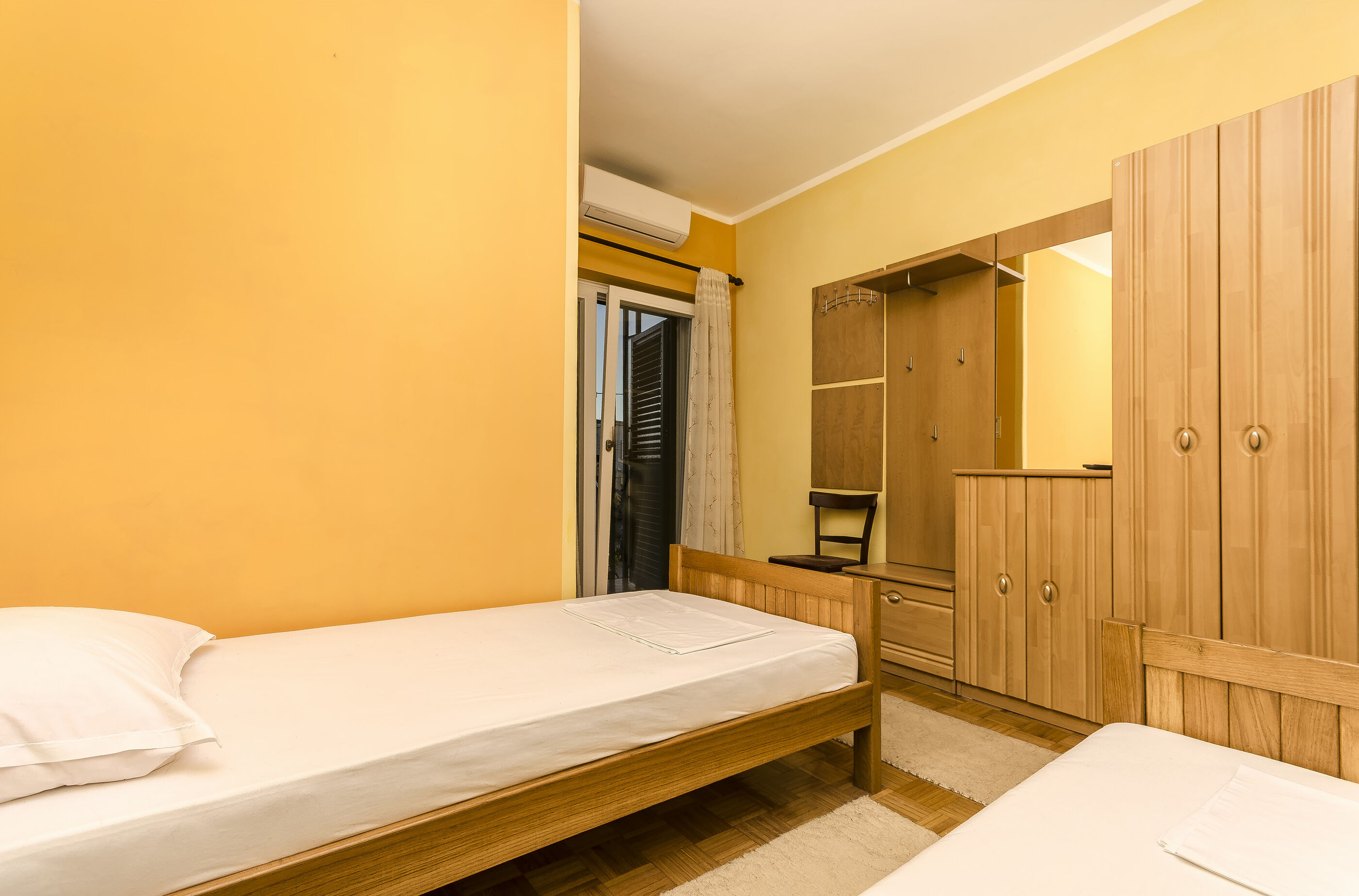 Rooms Dejana 76391-S2