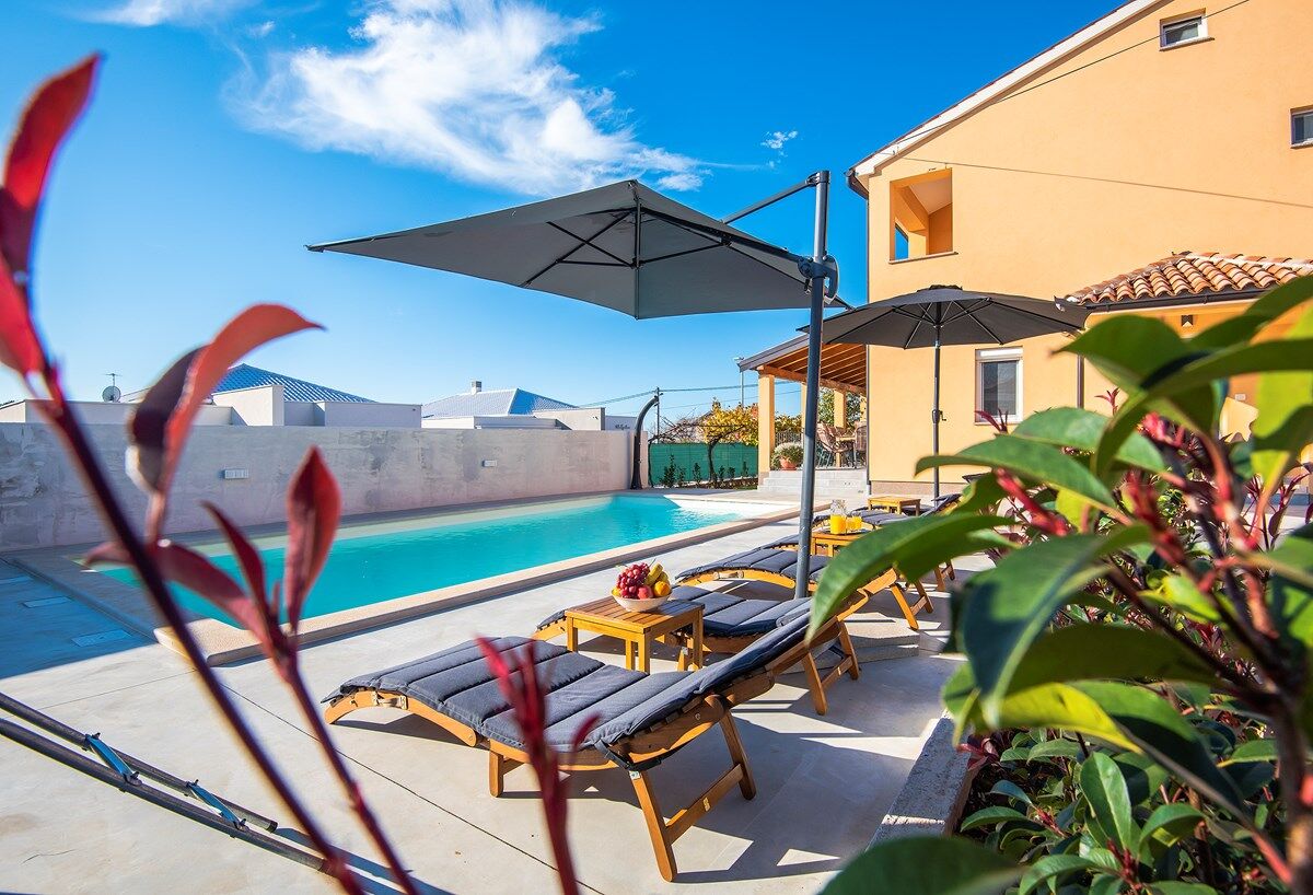 Villa Buzdonka 74218-K1