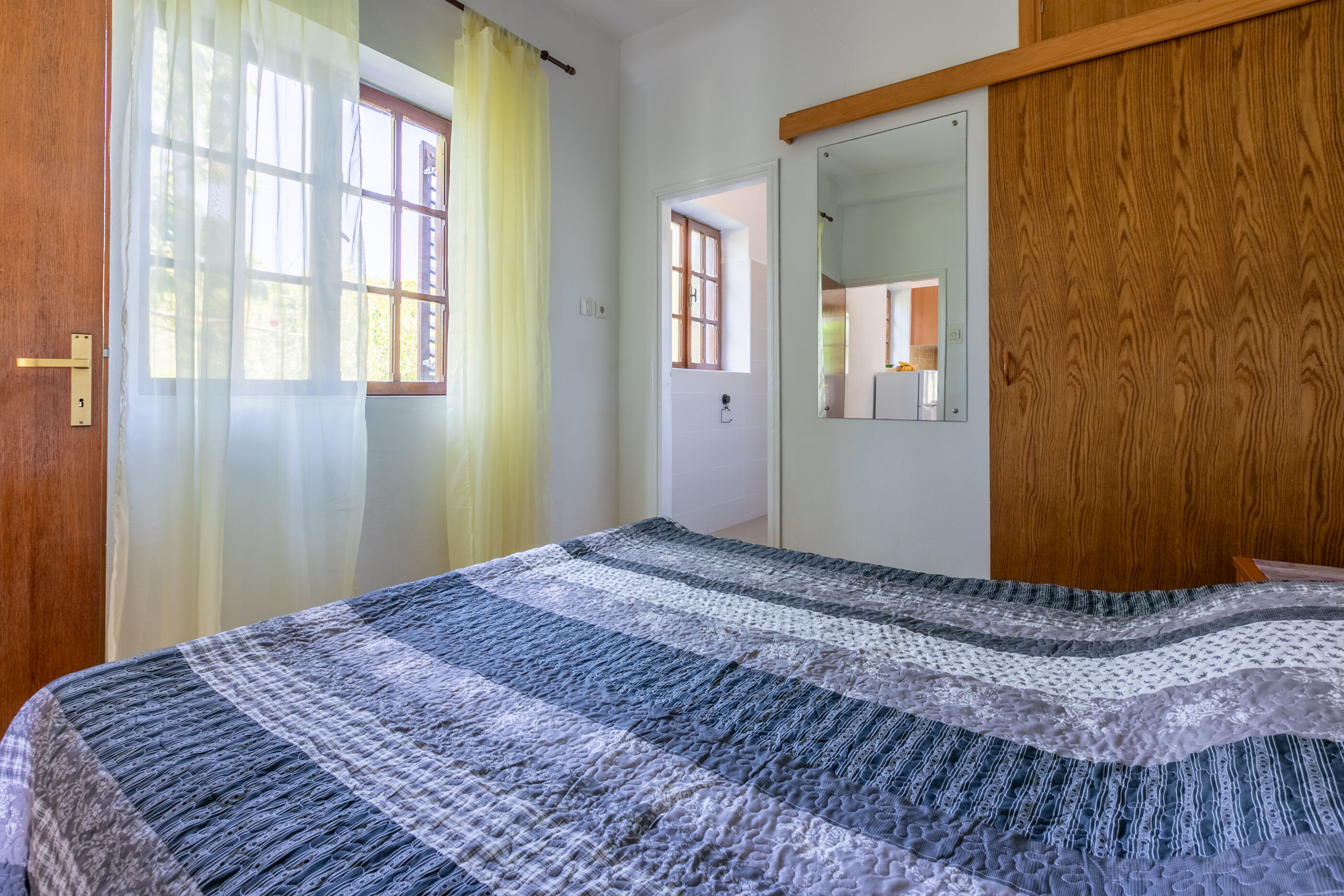 Apartments Ivan 63452-A1