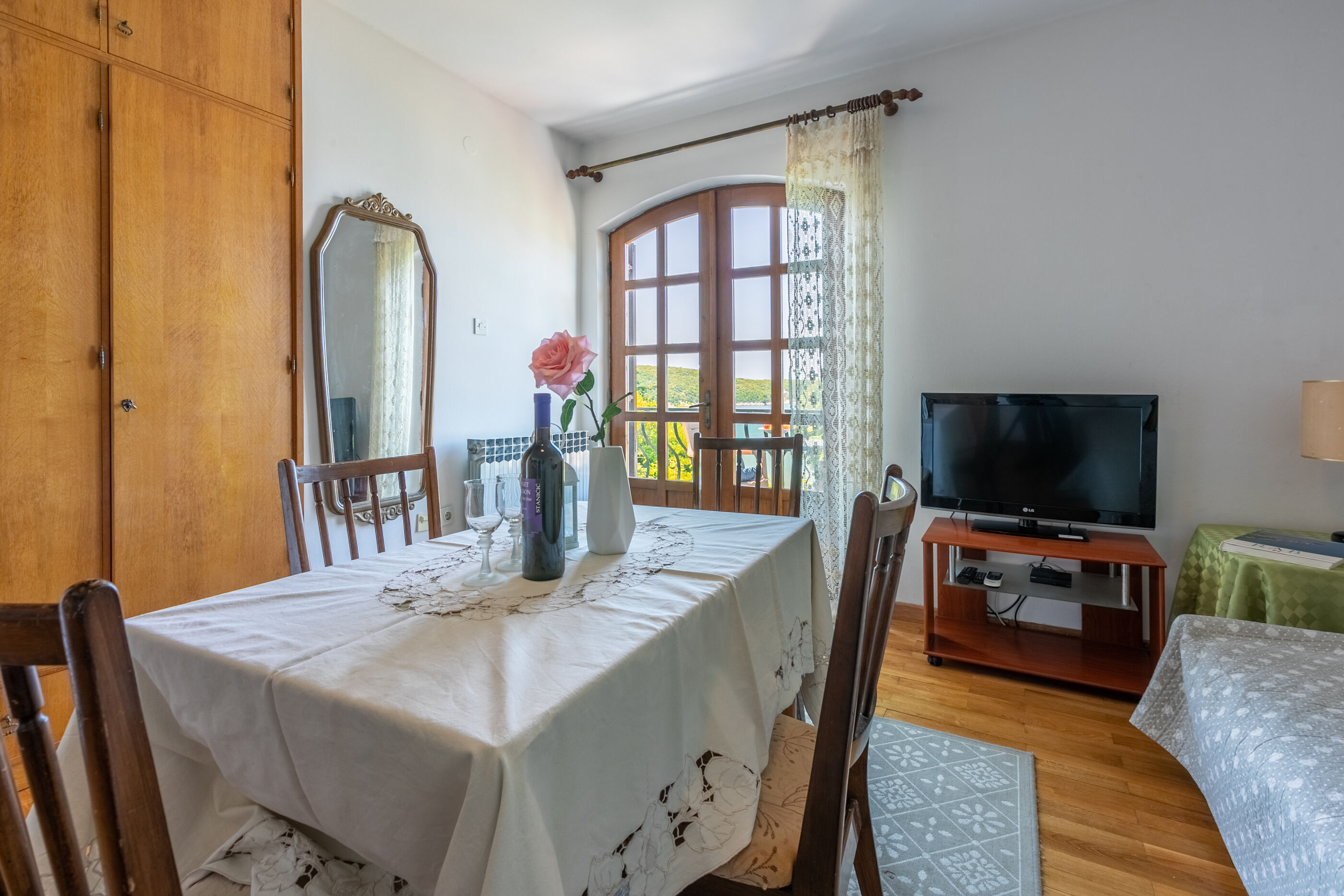 Apartments Ivan 63452-A2