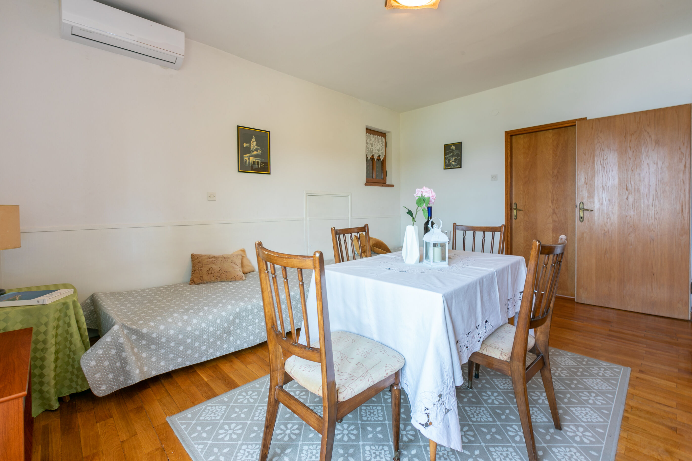 Apartments Ivan 63452-A2