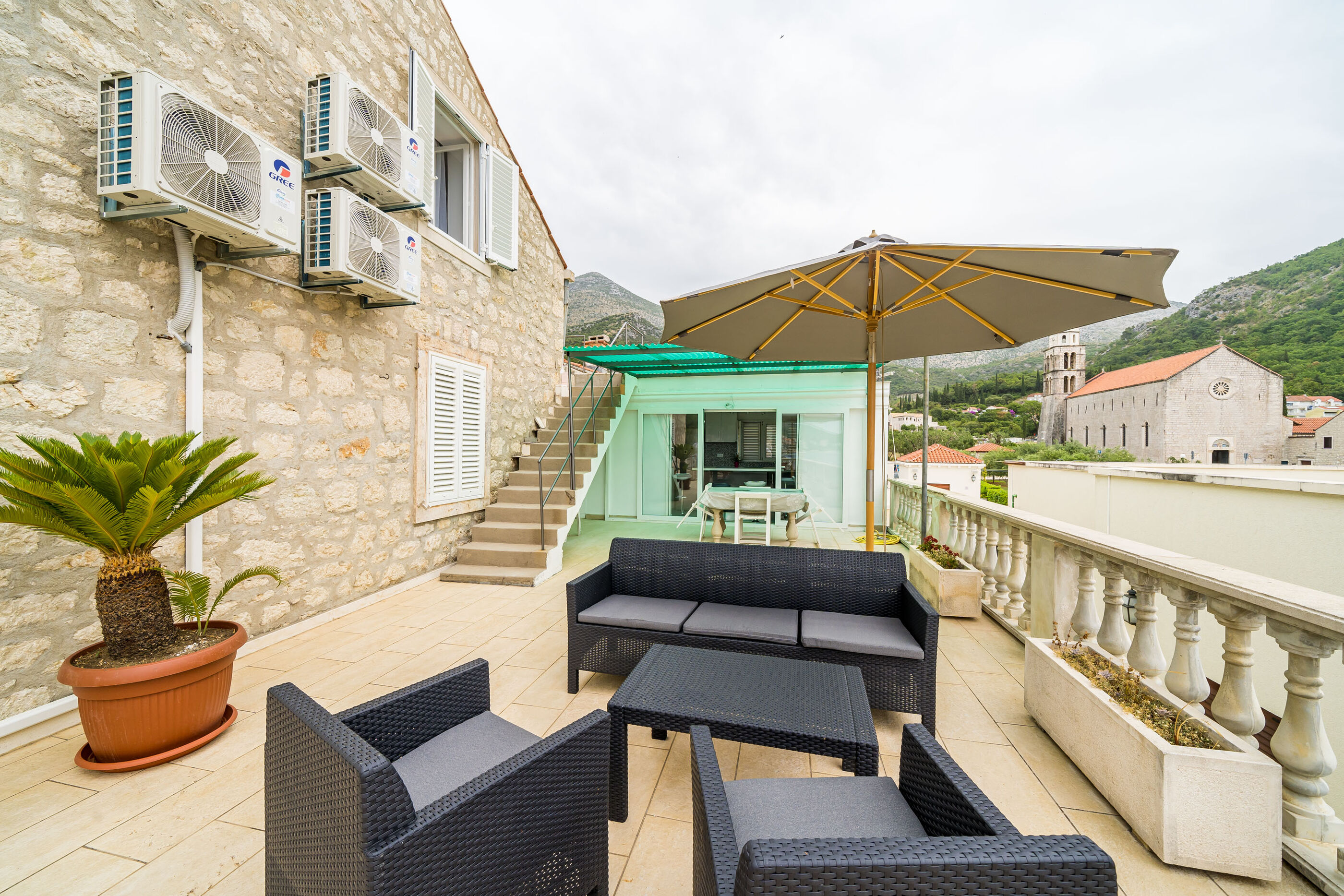 House Davor 83521-K1