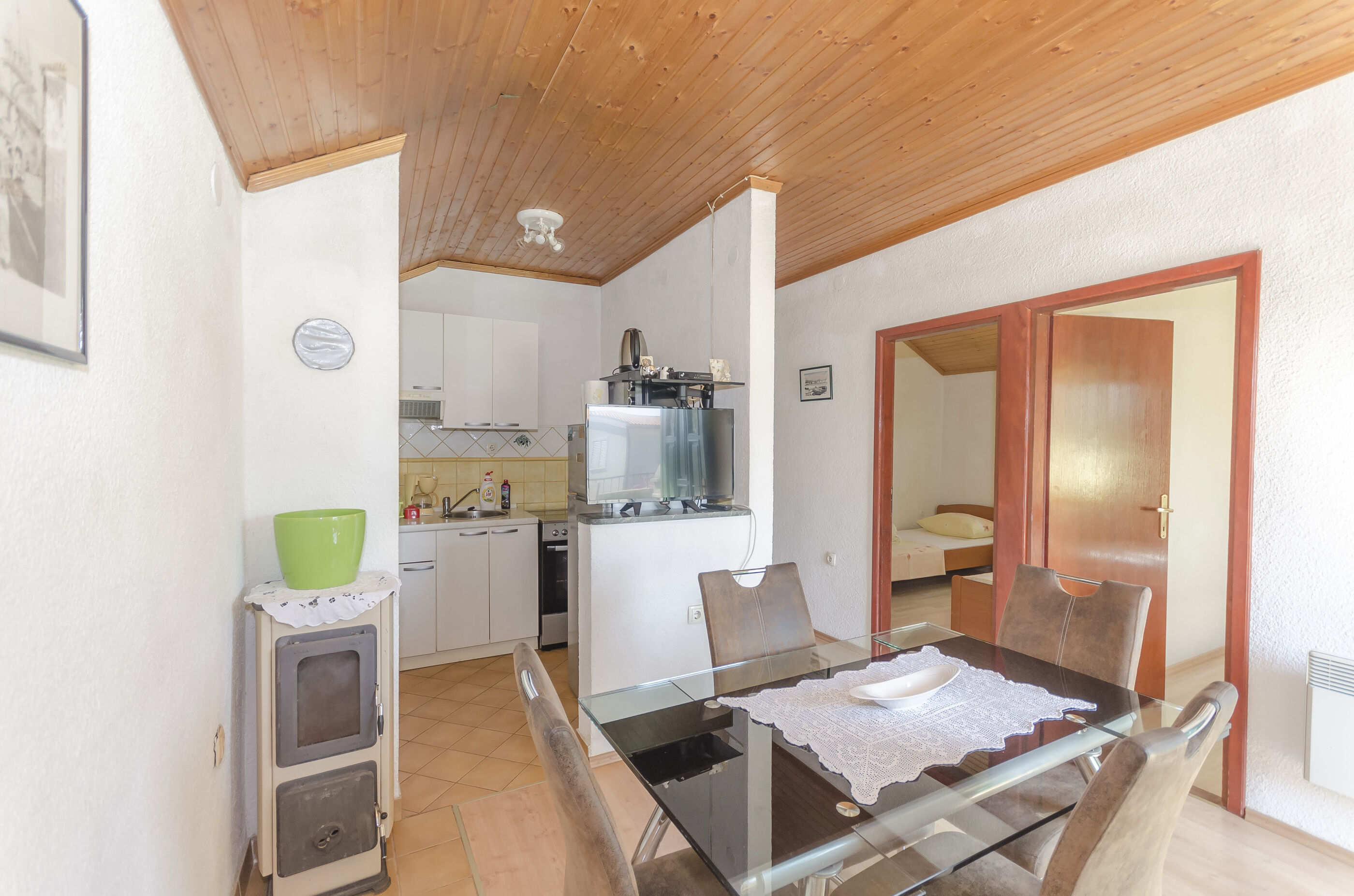 Apartments Romic 83411-A1