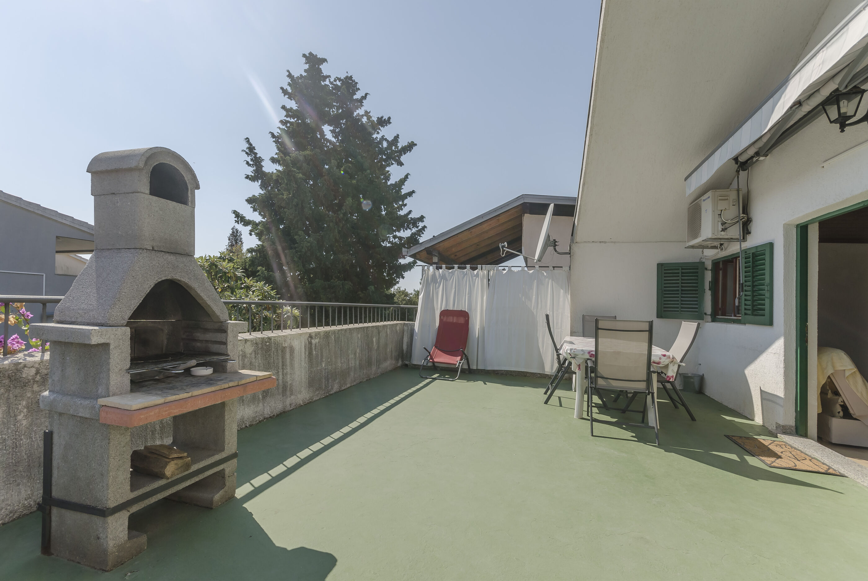 Apartments Romic 83411-A1