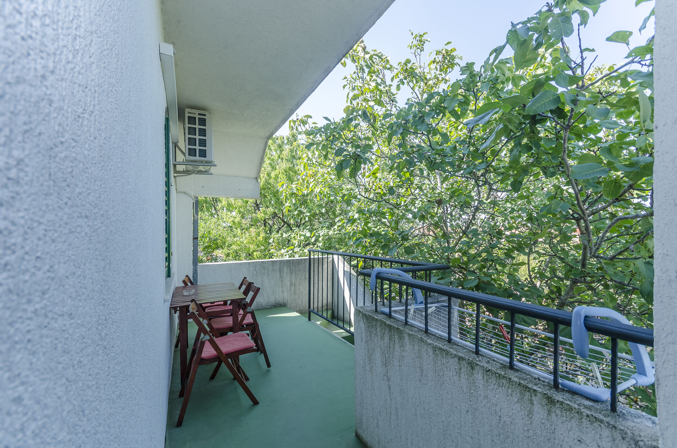 Apartments Romic 83411-A2