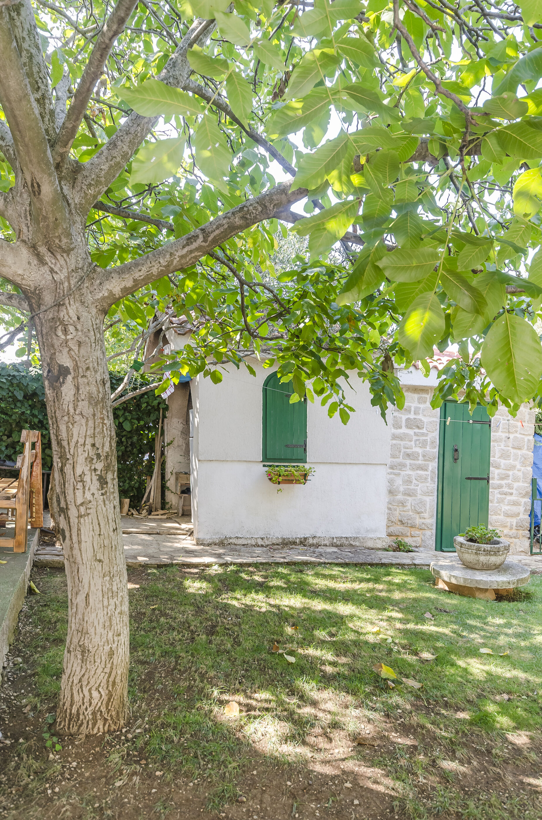 Apartments Romic 83411-A2