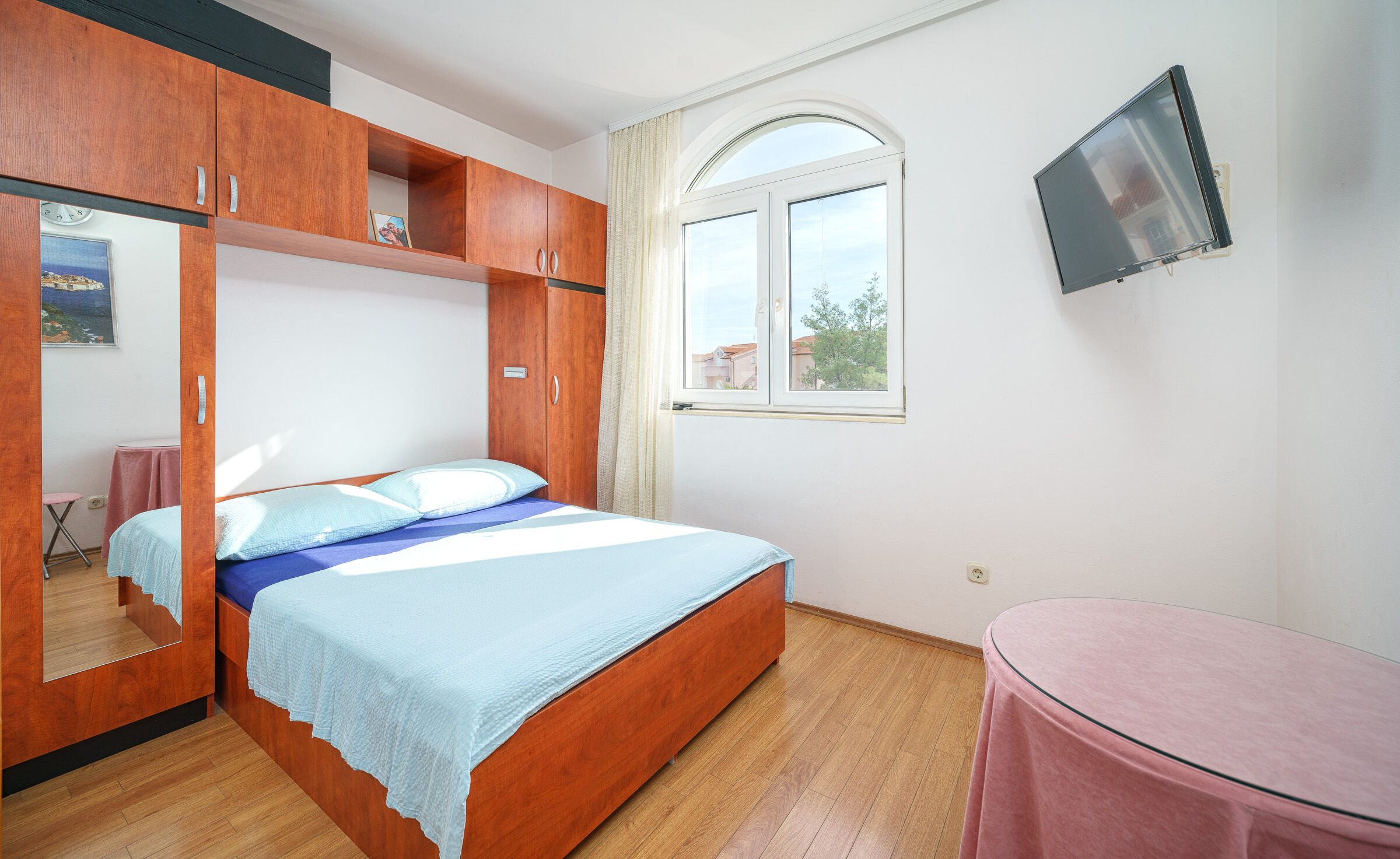 Apartment and Room Štefanija 18051-S1