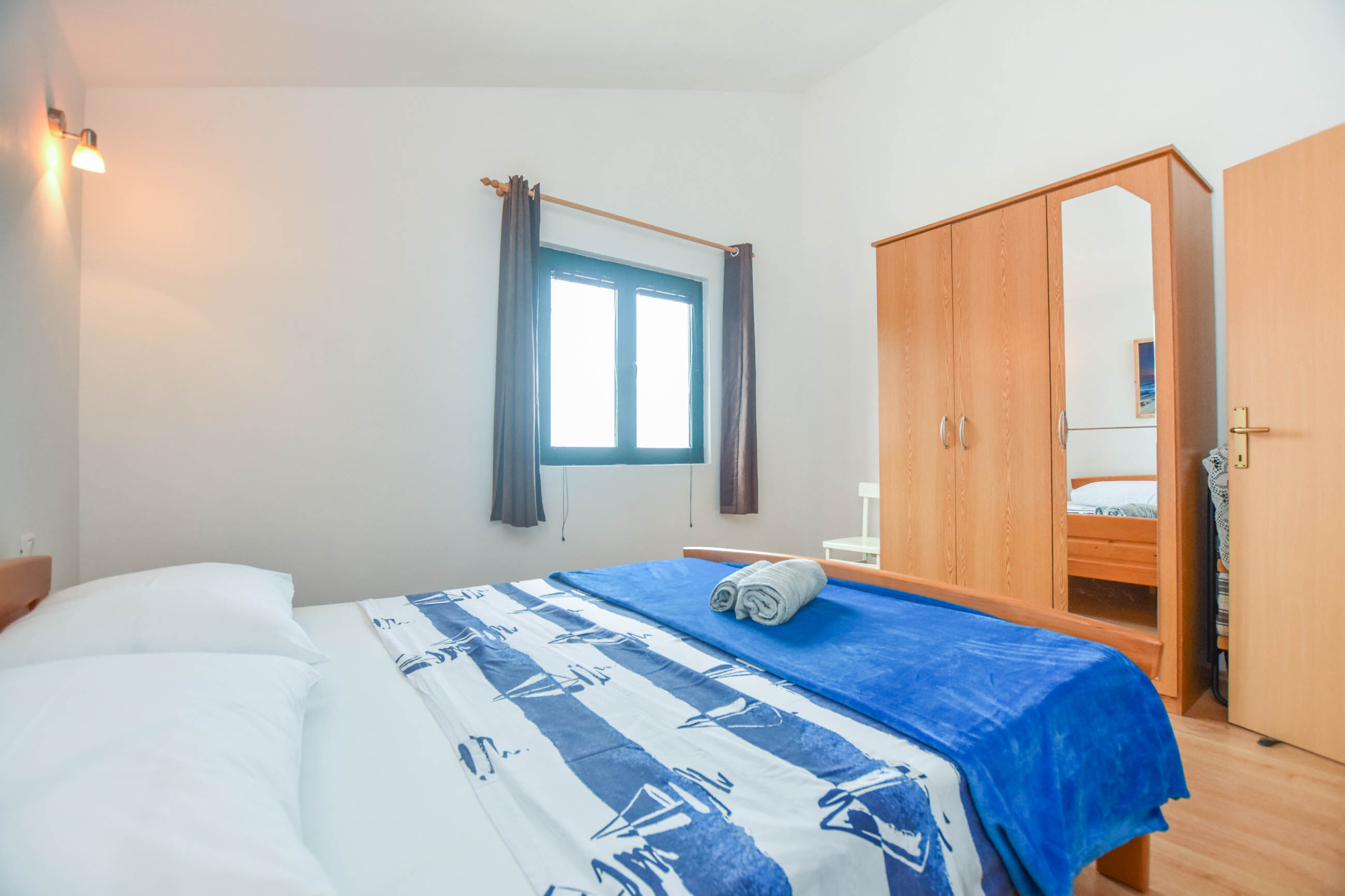 Apartments Studenac 83571-A2