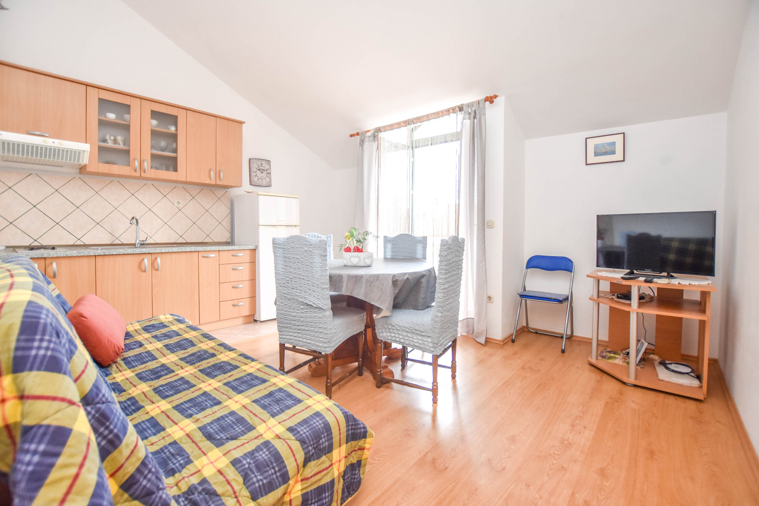 Apartments Studenac 83571-A2