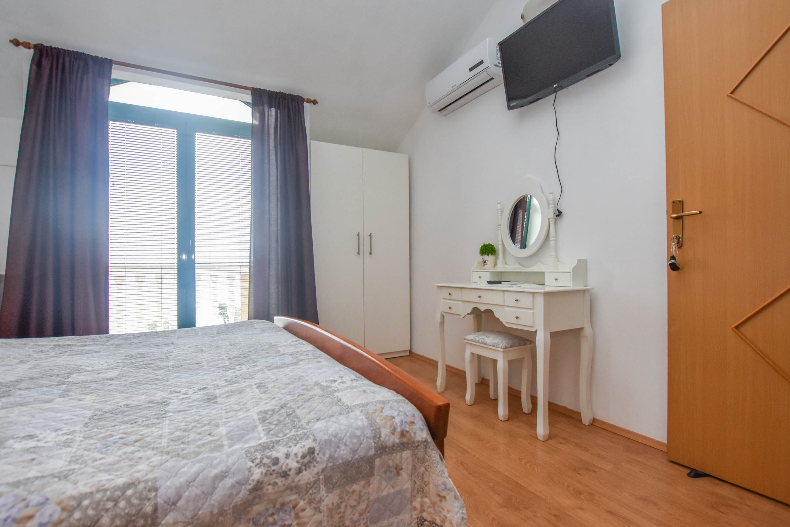 Apartments Studenac 83571-A3
