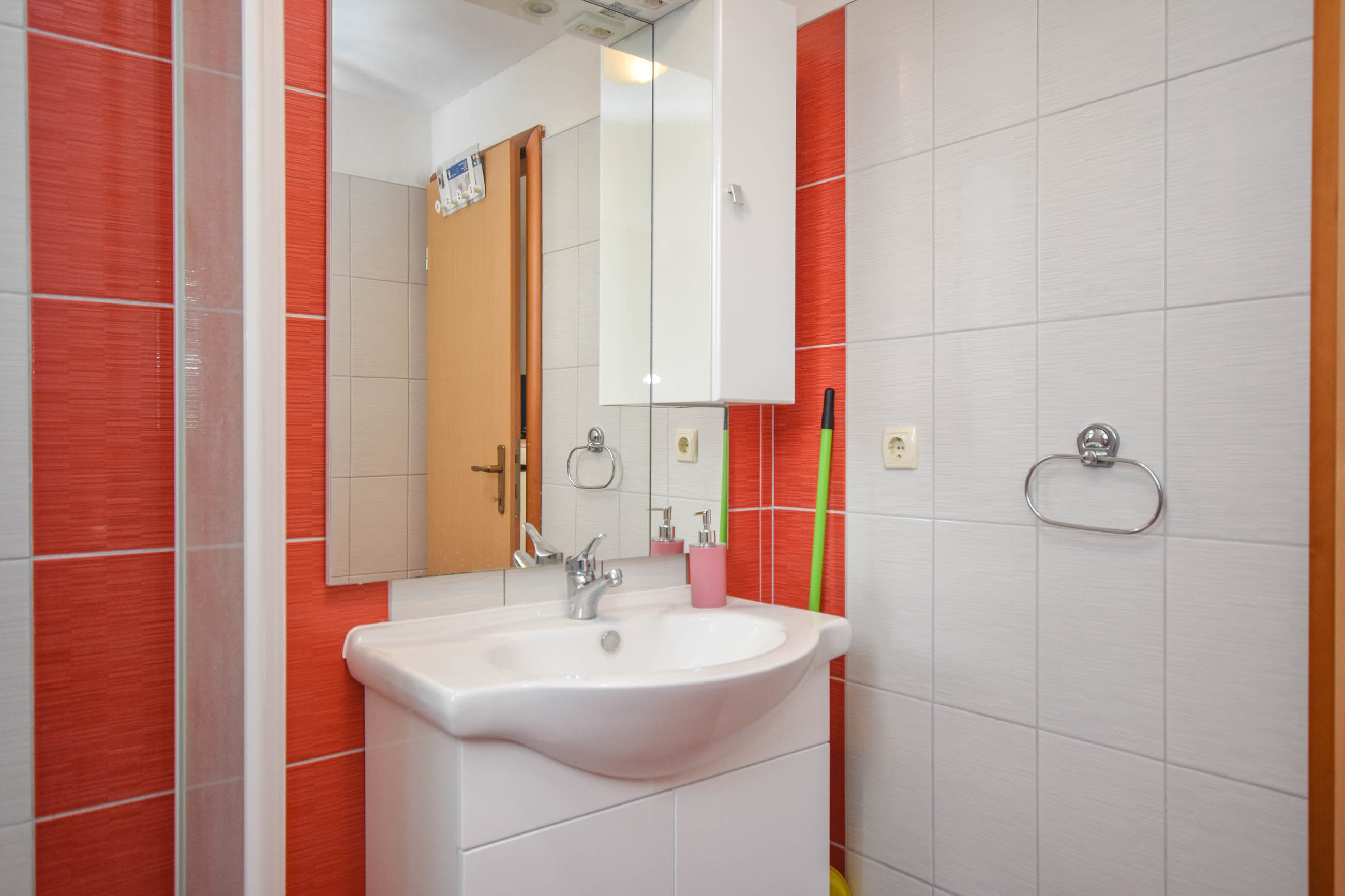 Apartments Studenac 83571-A3