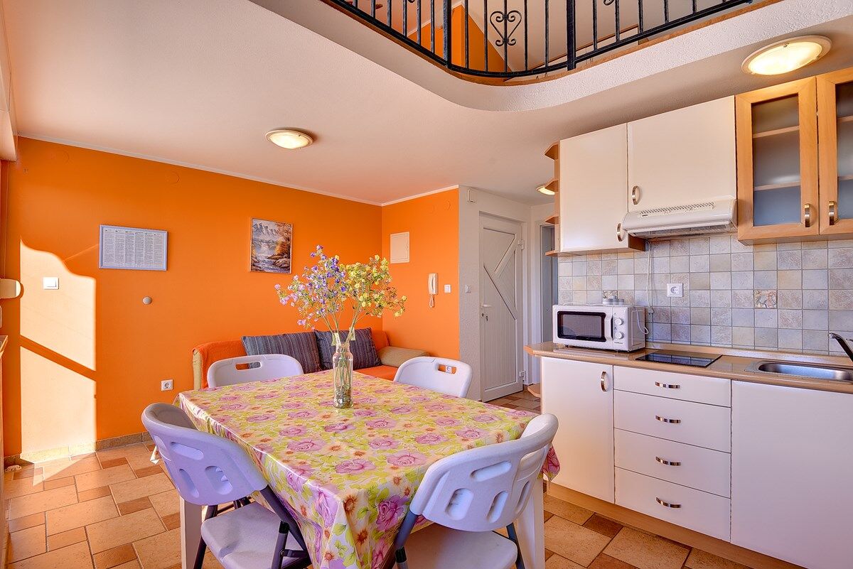 Casa Stela 74232-A1