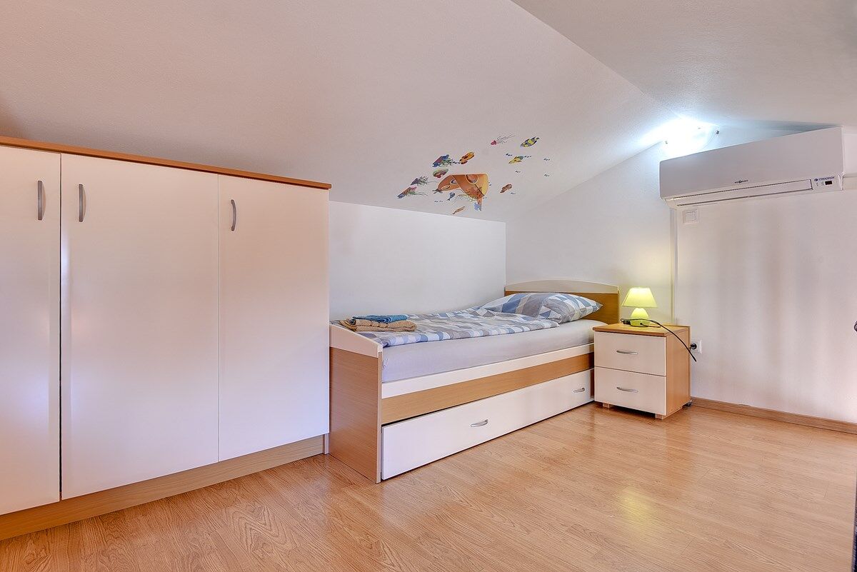 Casa Stela 74232-A1