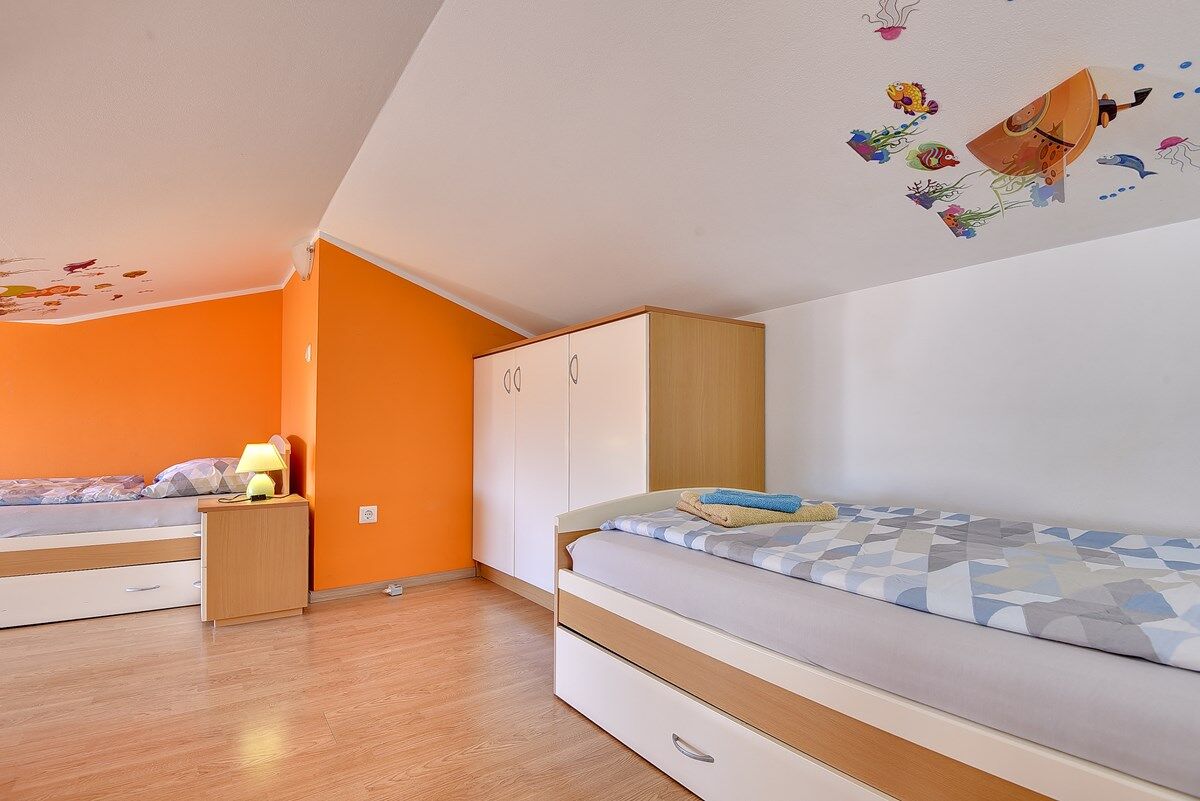 Casa Stela 74232-A1