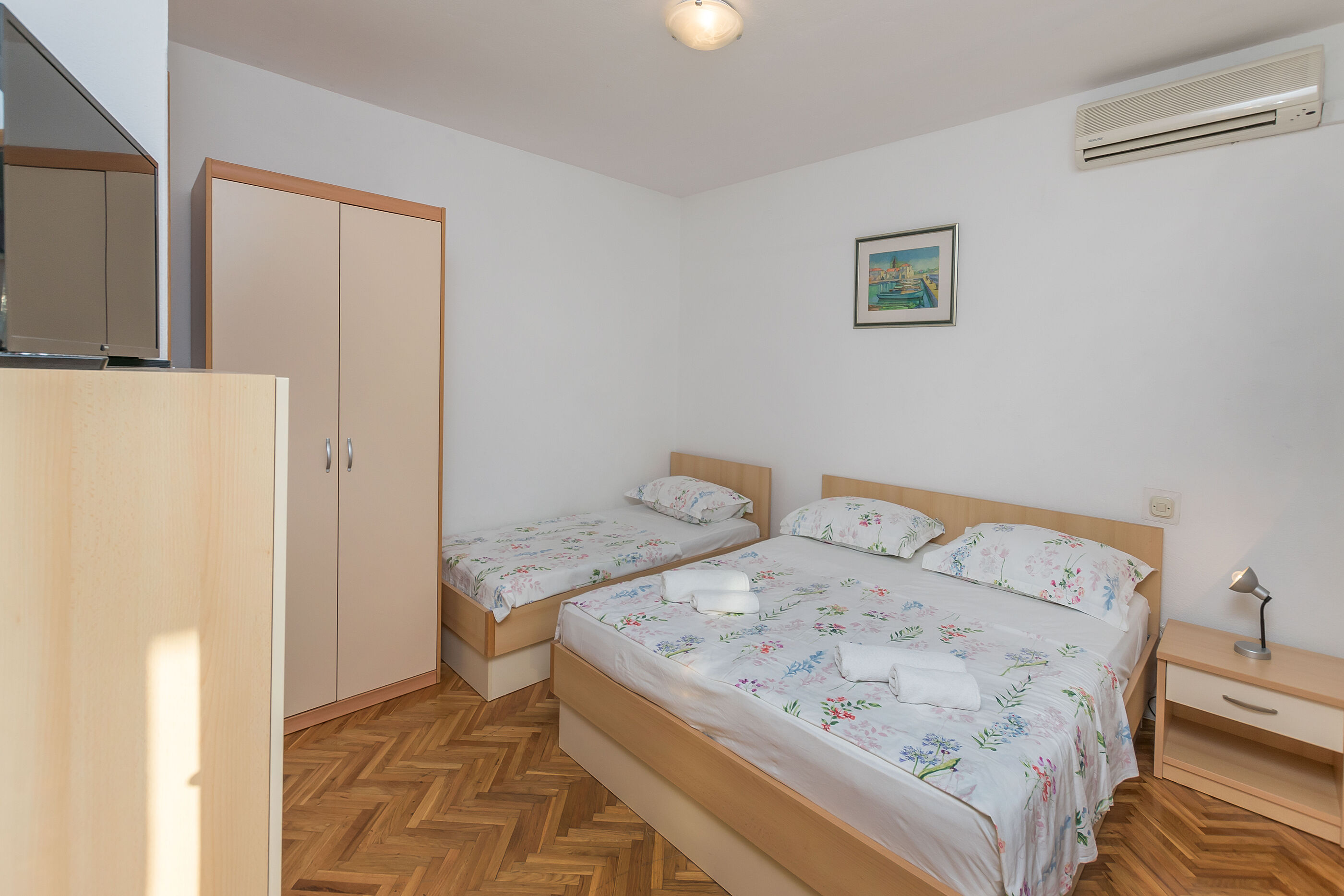 Apartments and Room Nevenka 37001-S1