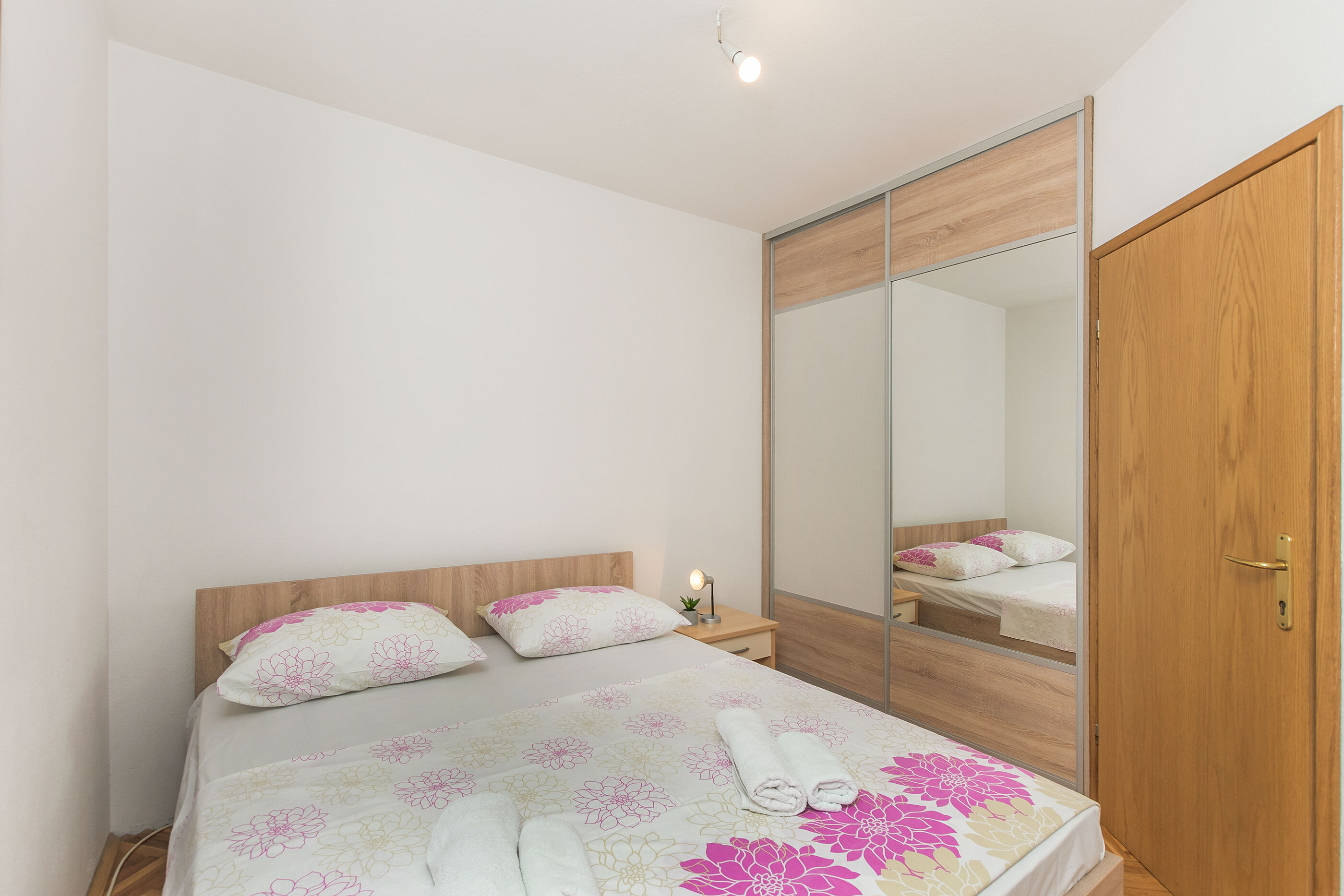 Apartments Miljenko 37011-A1