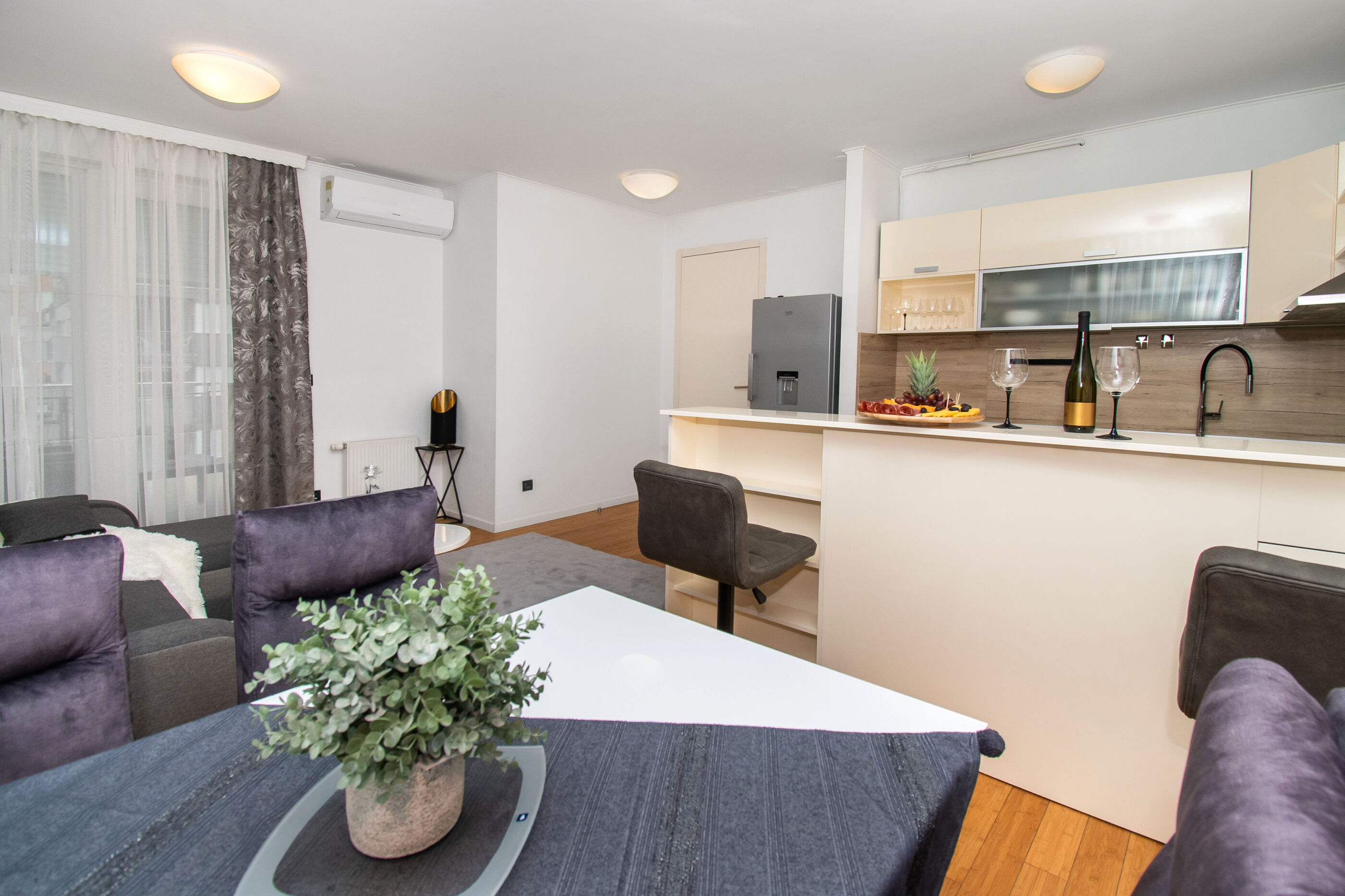 Apartment Only love 84401-A1