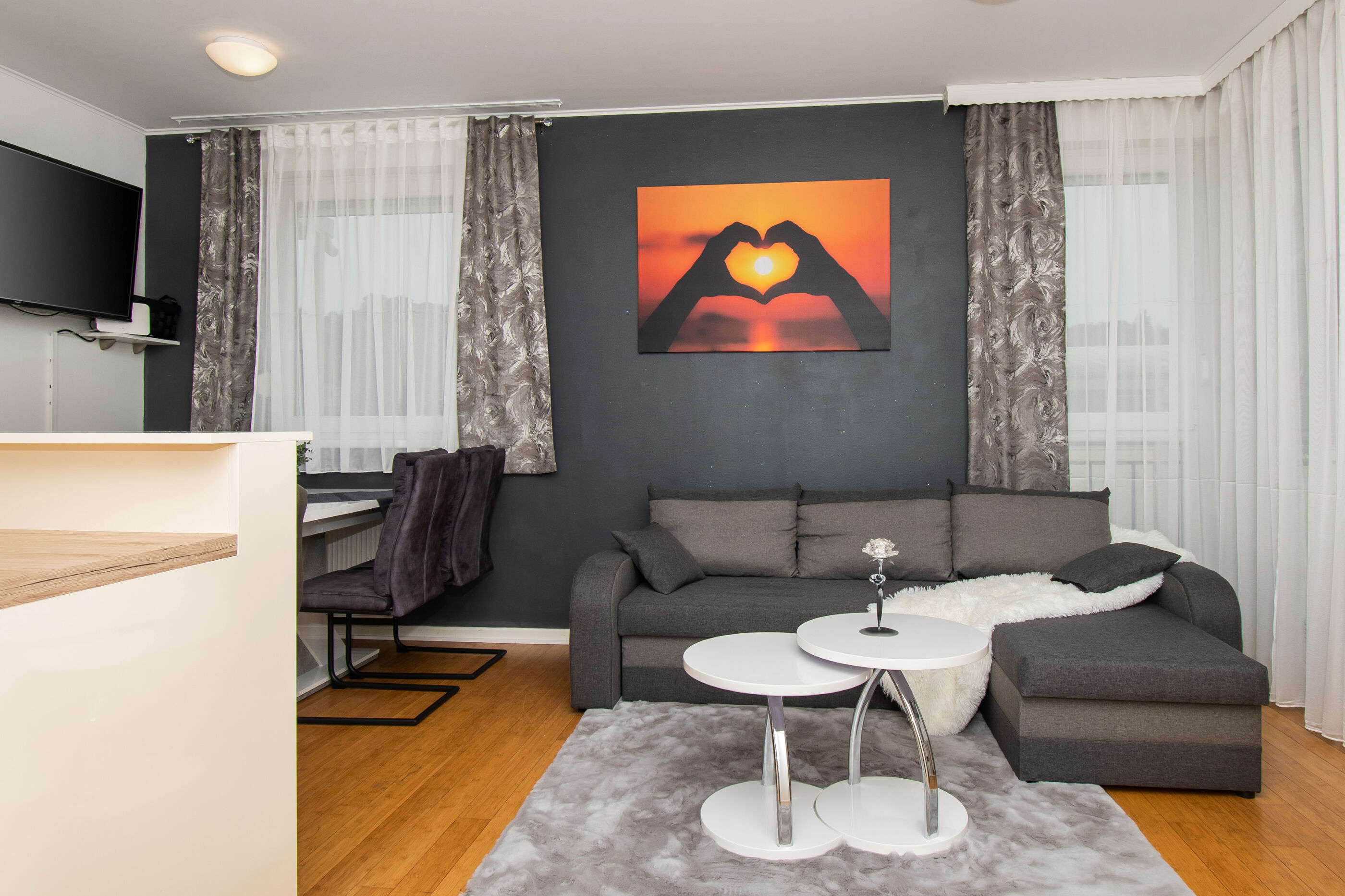 Apartment Only love 84401-A1