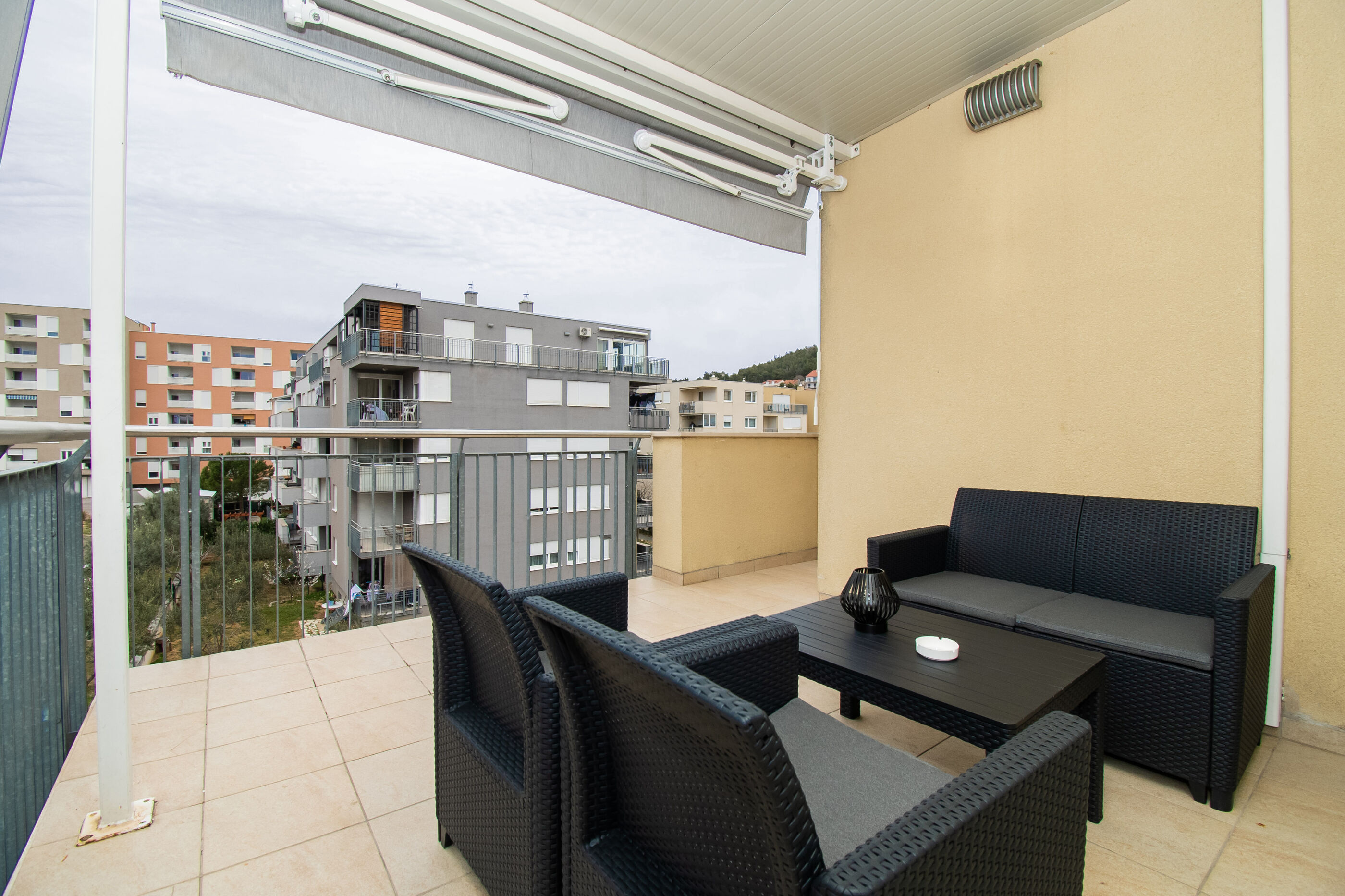 Apartment Only love 84401-A1
