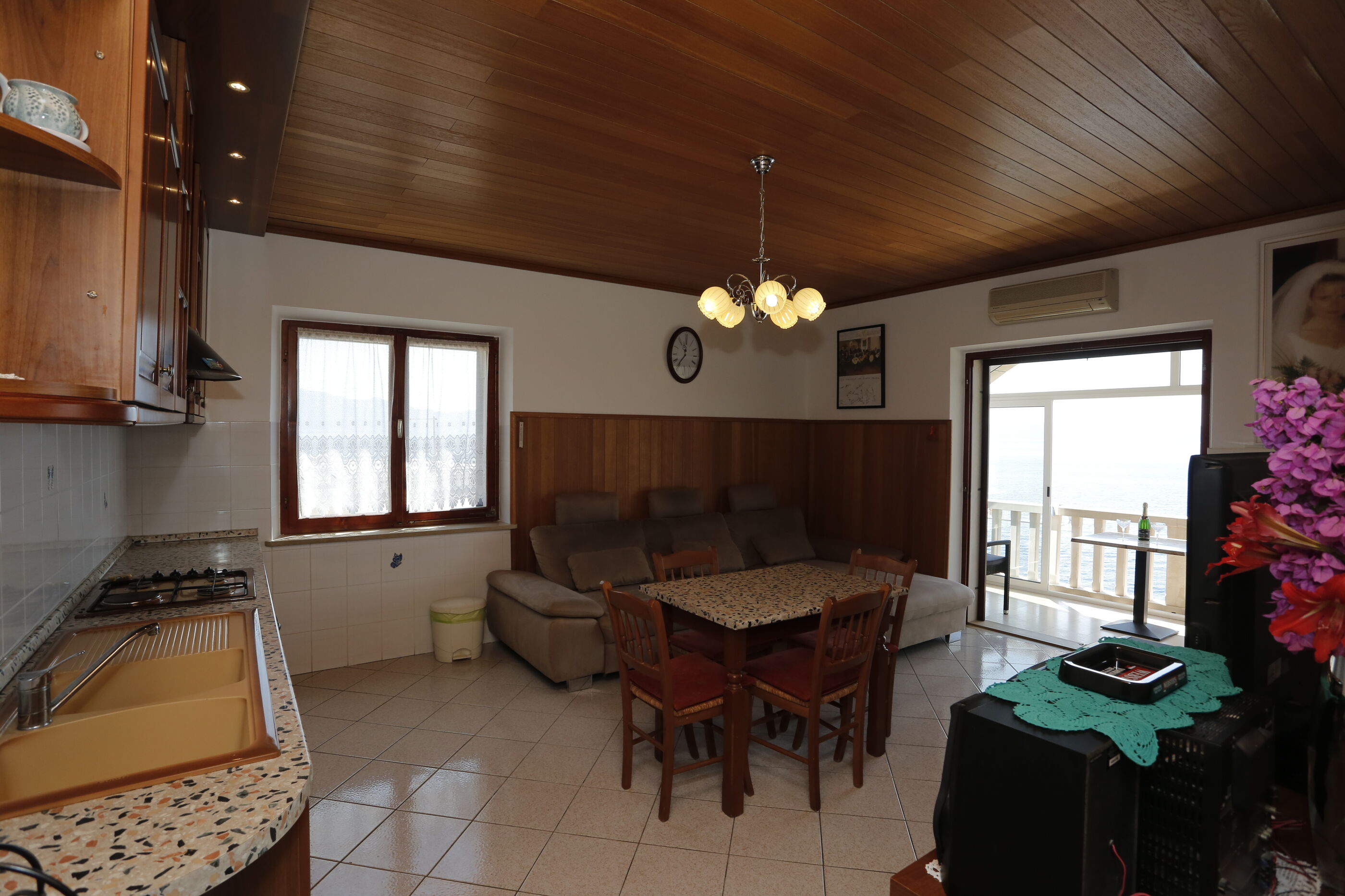 Apartments Golondrina 84791-A1