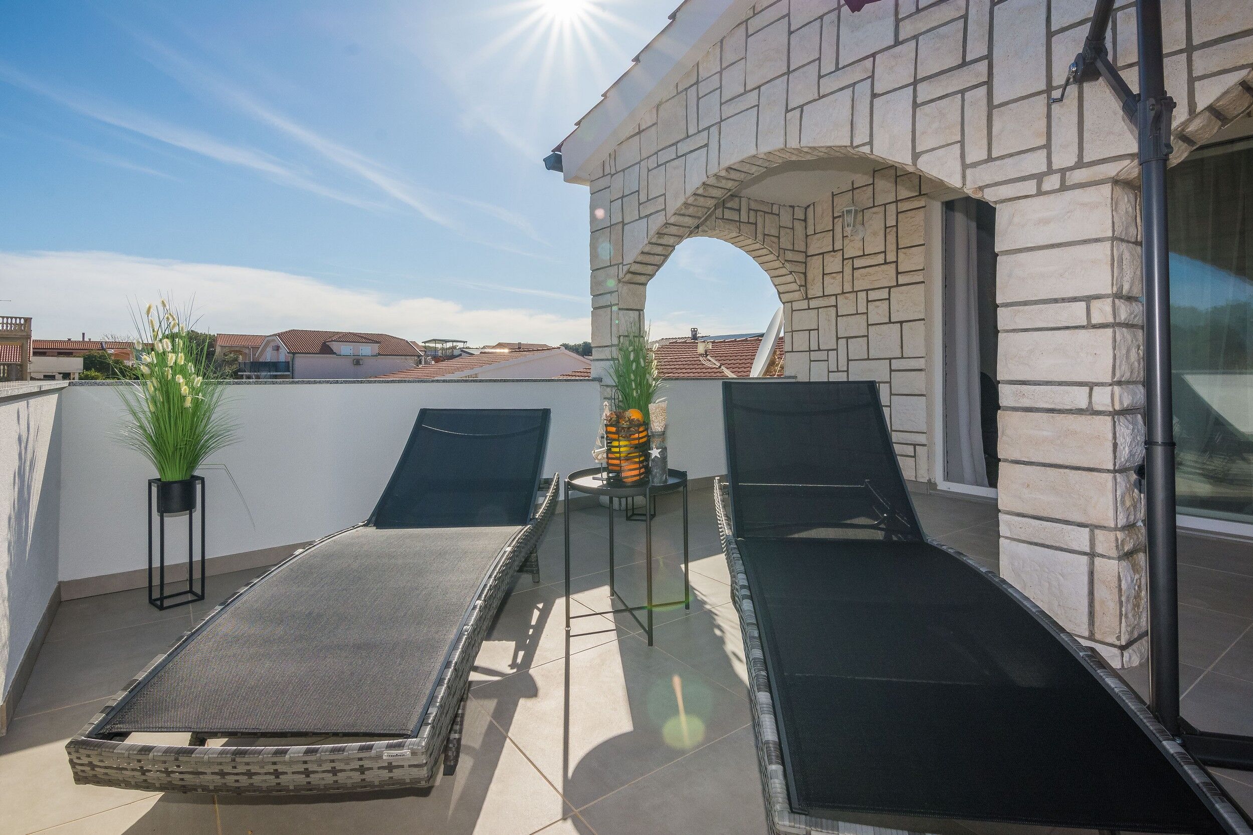 Apartments Bojana 33487-A1