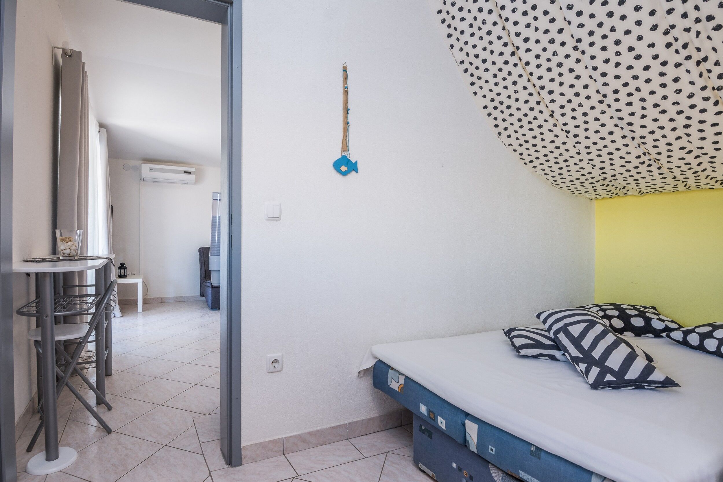 Apartments Bojana 33487-A1
