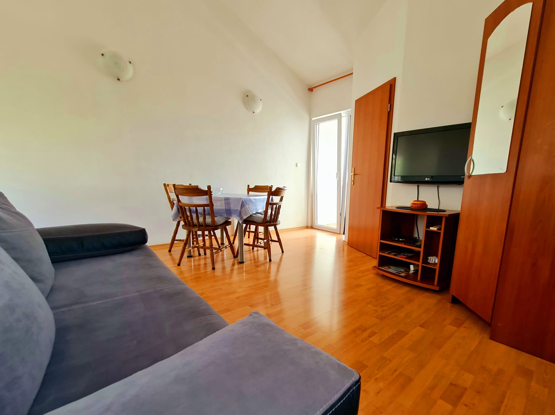 Apartments Silvana 39991-A2