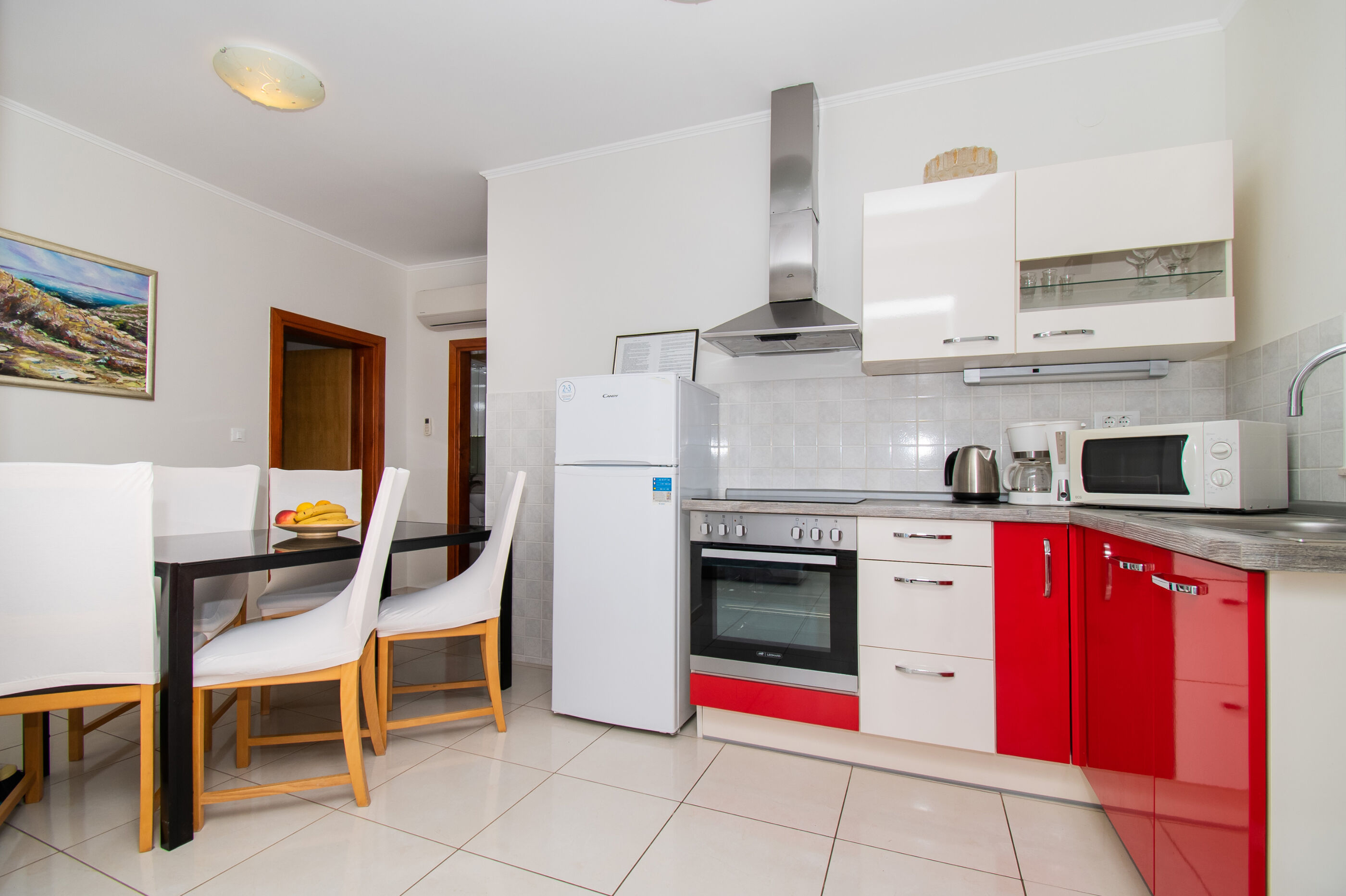 Apartments Superba 84051-A1