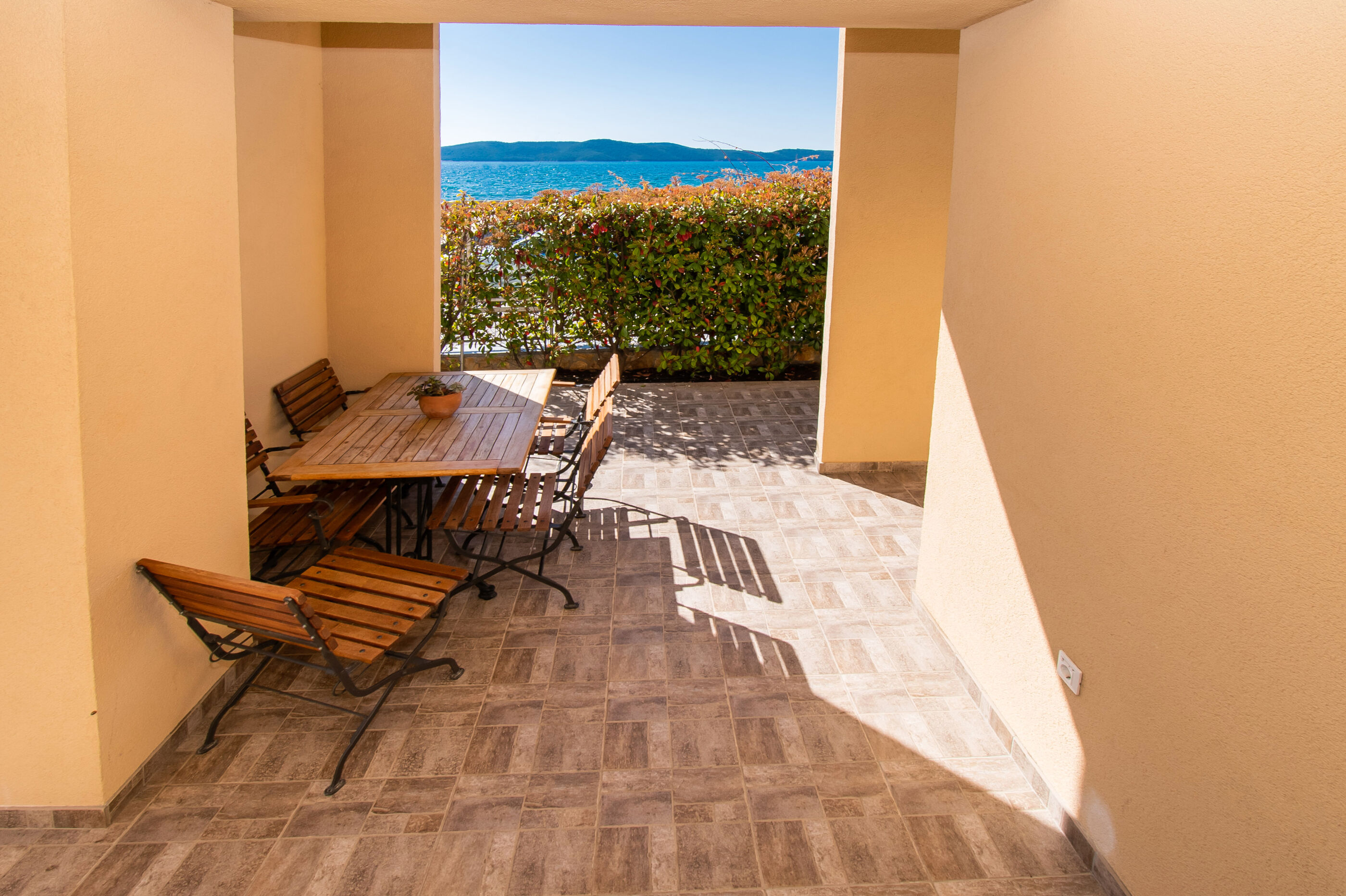 Apartments Superba 84051-A1