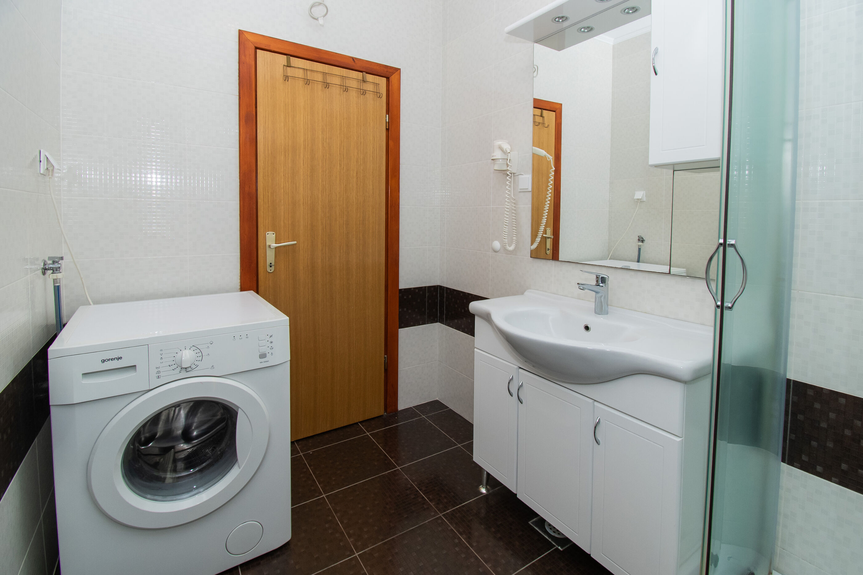 Apartments Superba 84051-A2